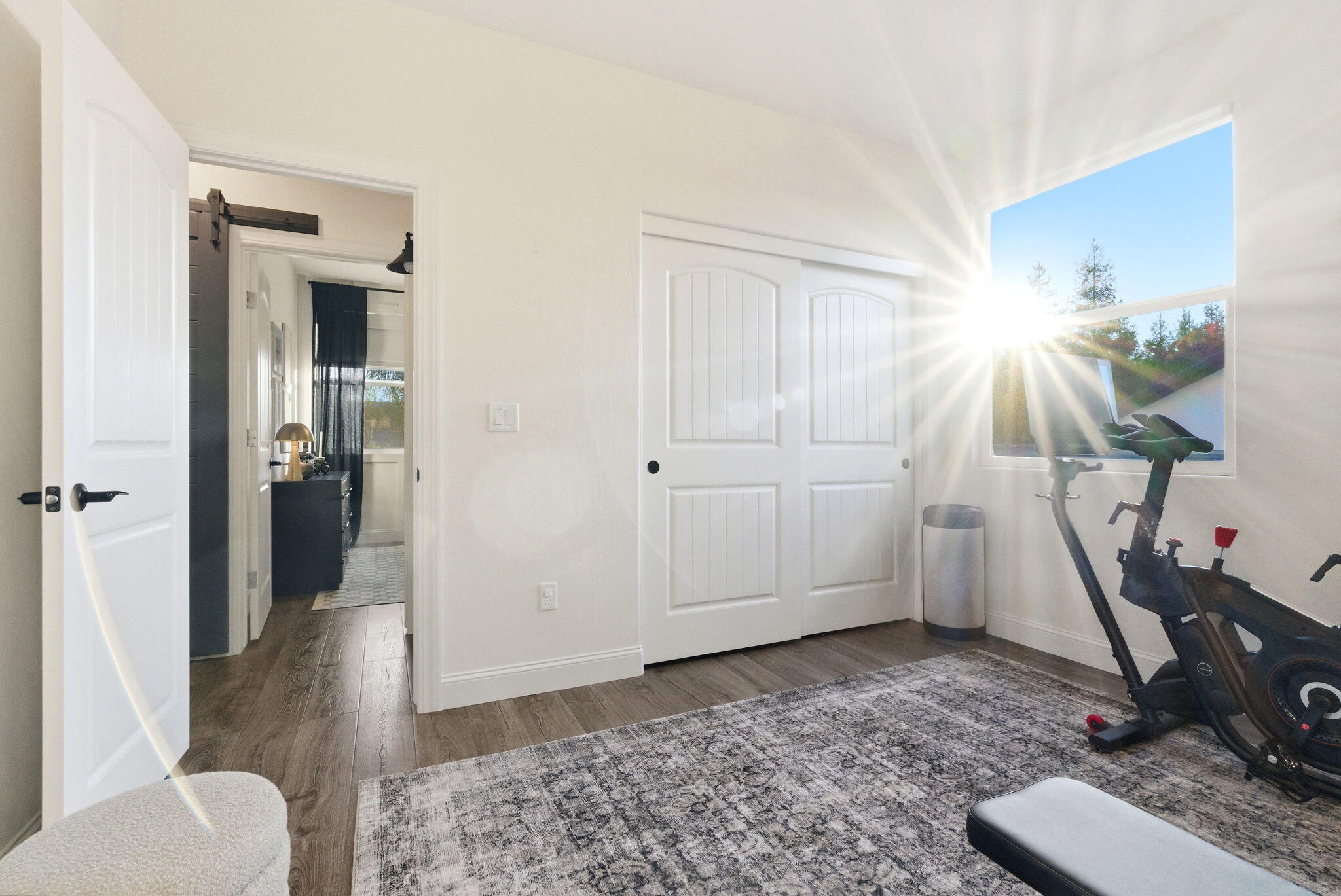 6321 W Oriole Ave, Visalia, CA 93291