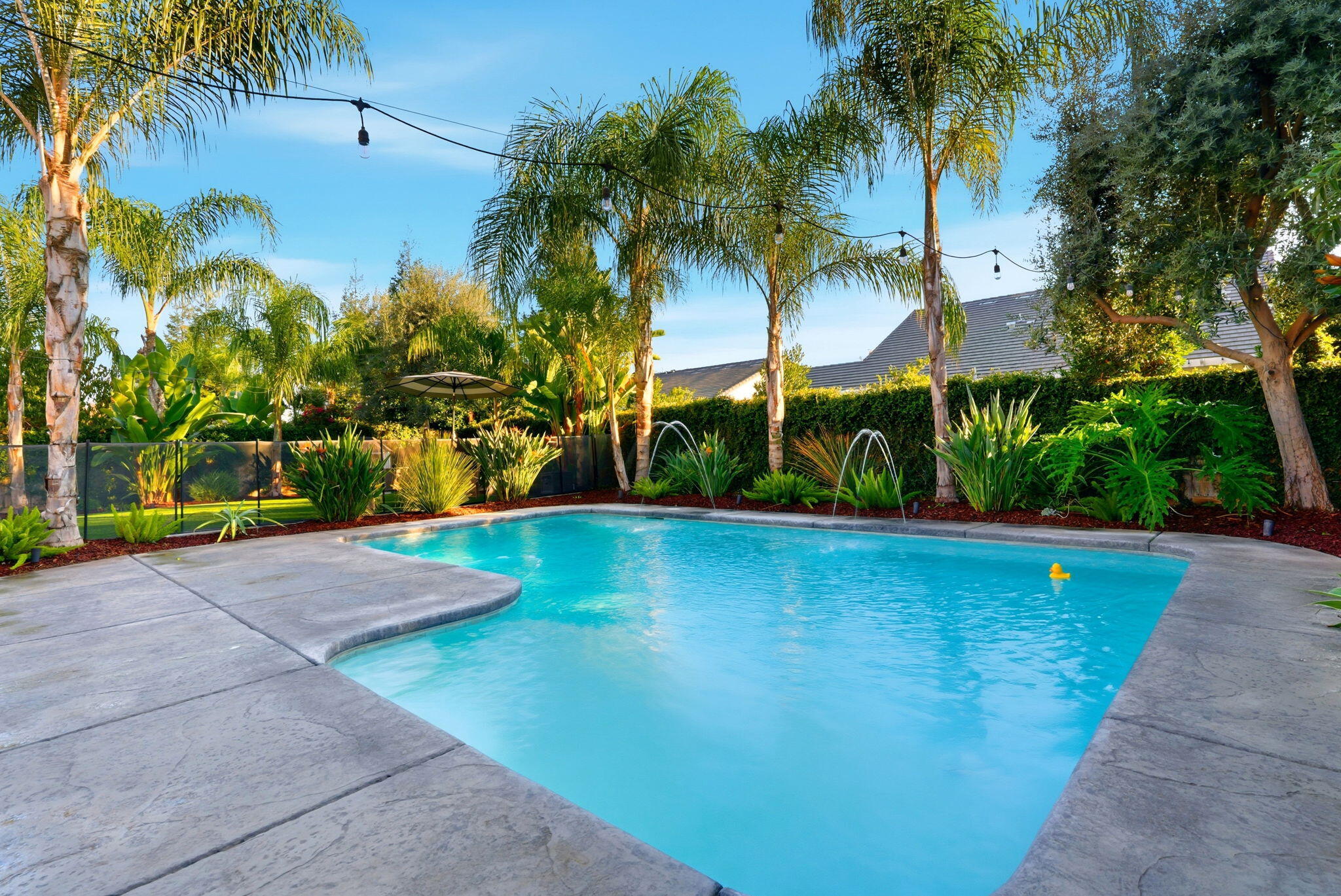 6321 W Oriole Ave, Visalia, CA 93291