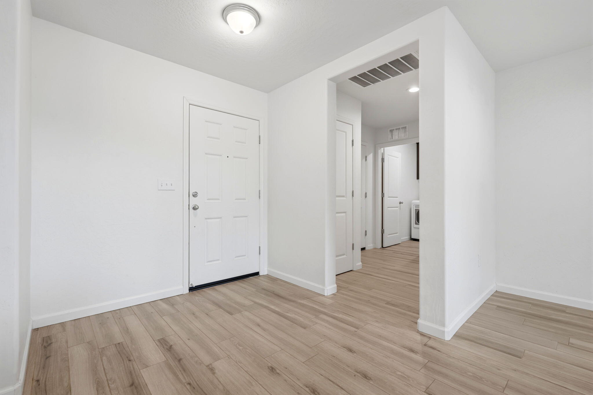2198 W Ambassador Way, Hanford, CA 93230