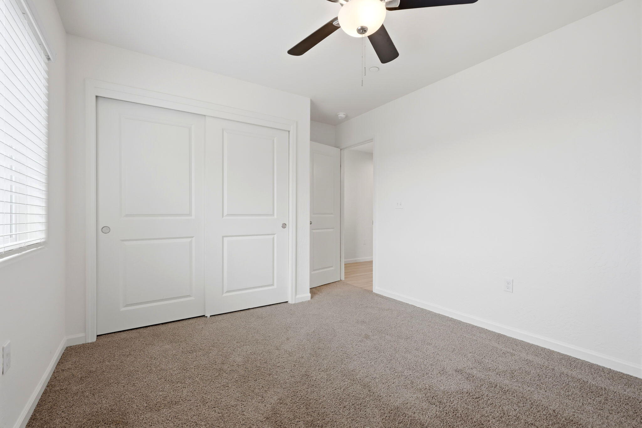 2198 W Ambassador Way, Hanford, CA 93230