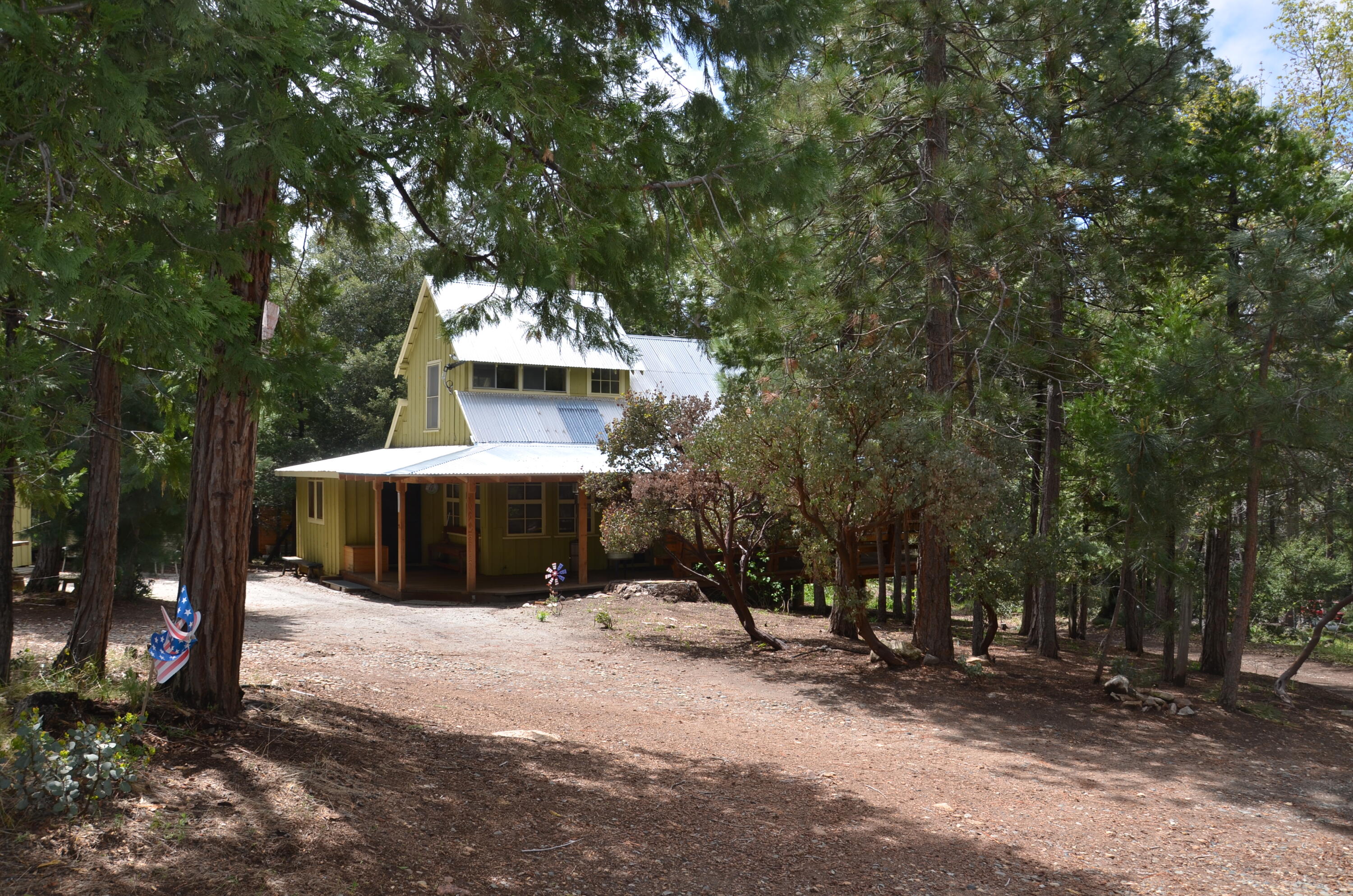 662 Trails End, Springville, CA 93265