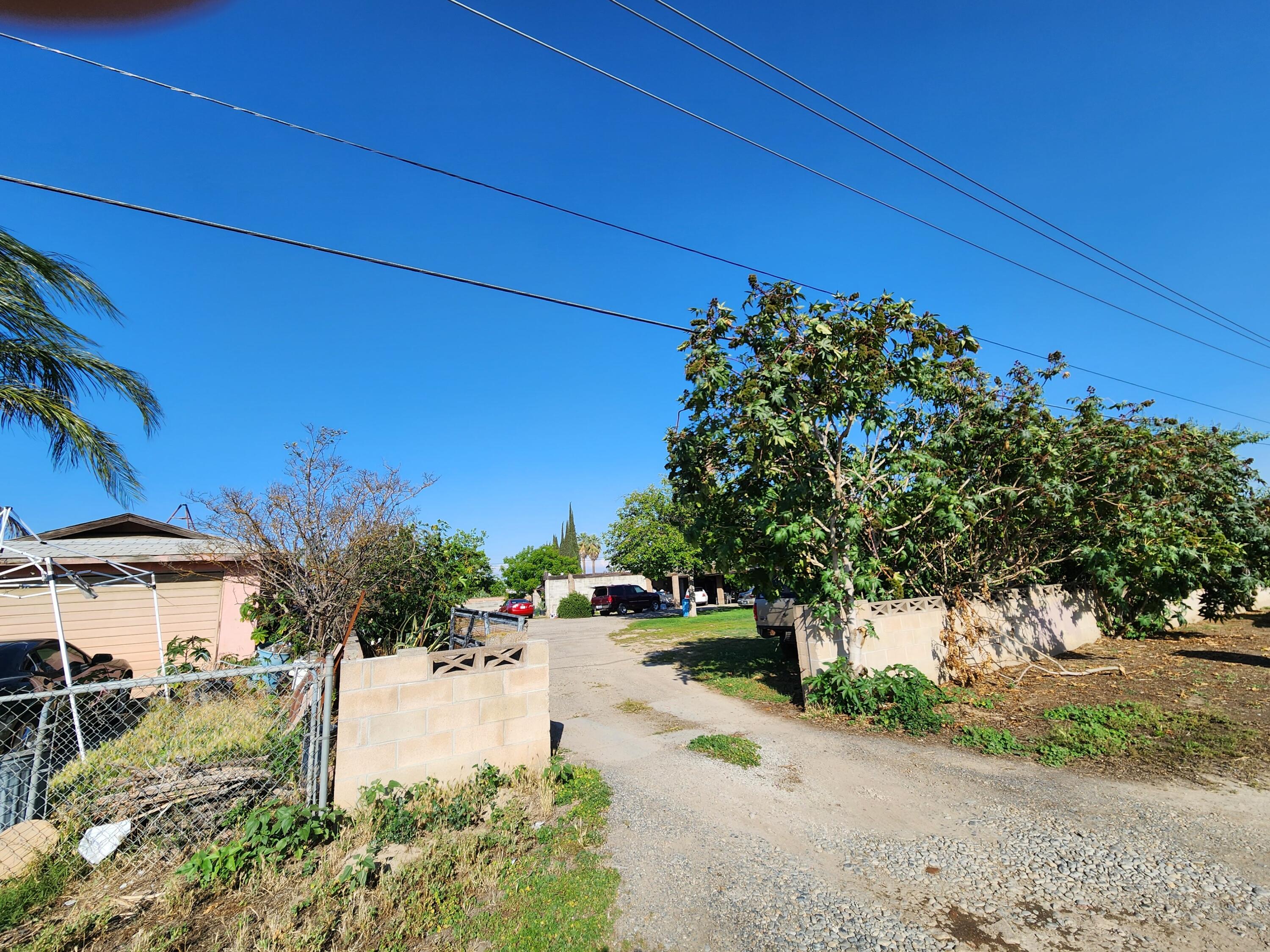 36524 Burke, Traver, CA 93673