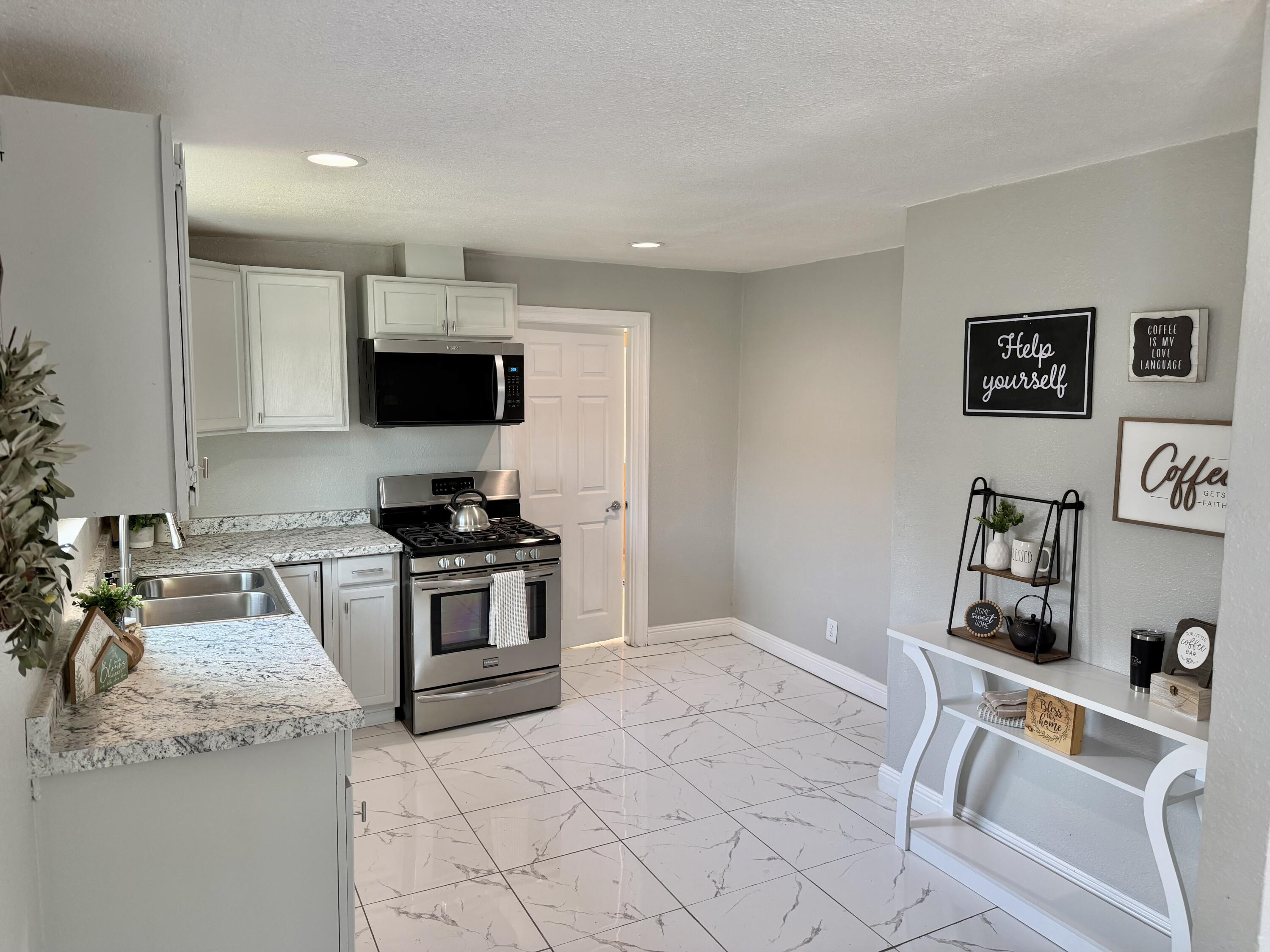 14557 Imperial Rd, Porterville, CA 93257