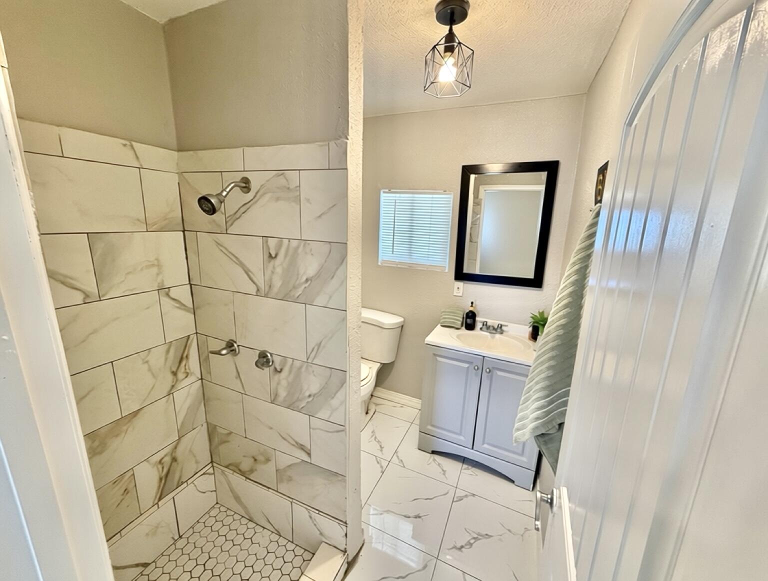 14557 Imperial Rd, Porterville, CA 93257