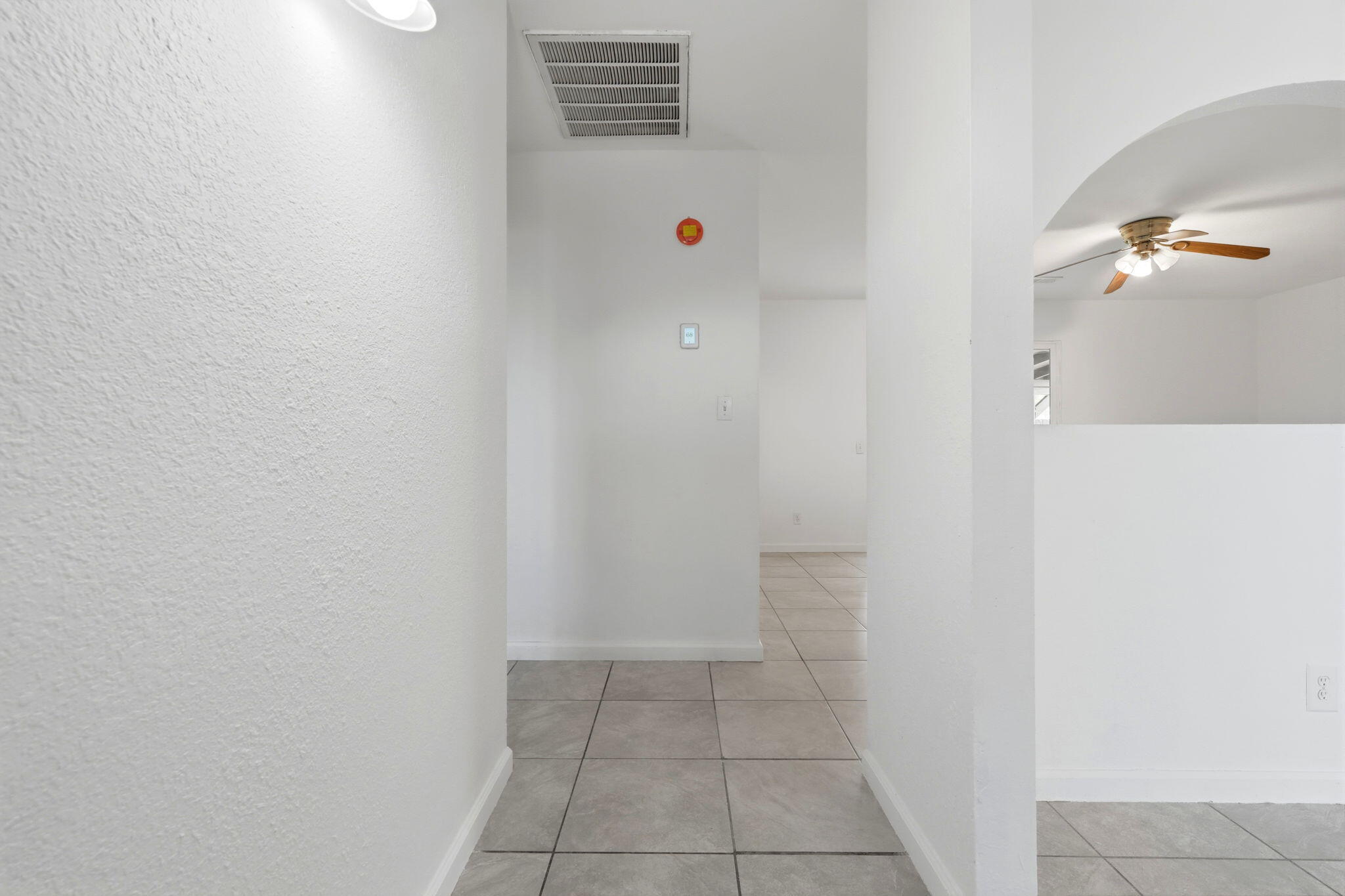 708 S Van Ness St, Tulare, CA 93274