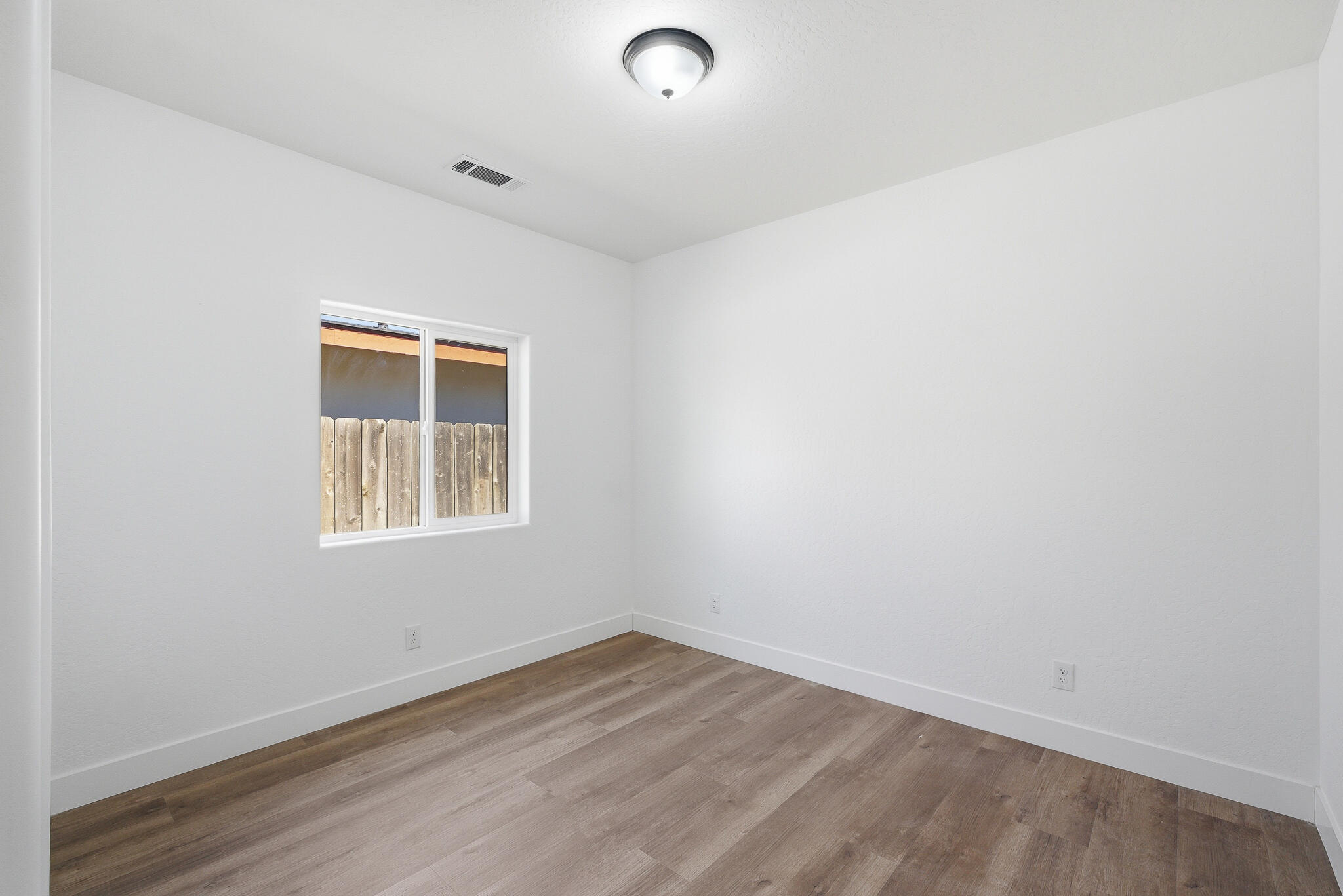 121 Orange Ave, Chowchilla, CA 93610