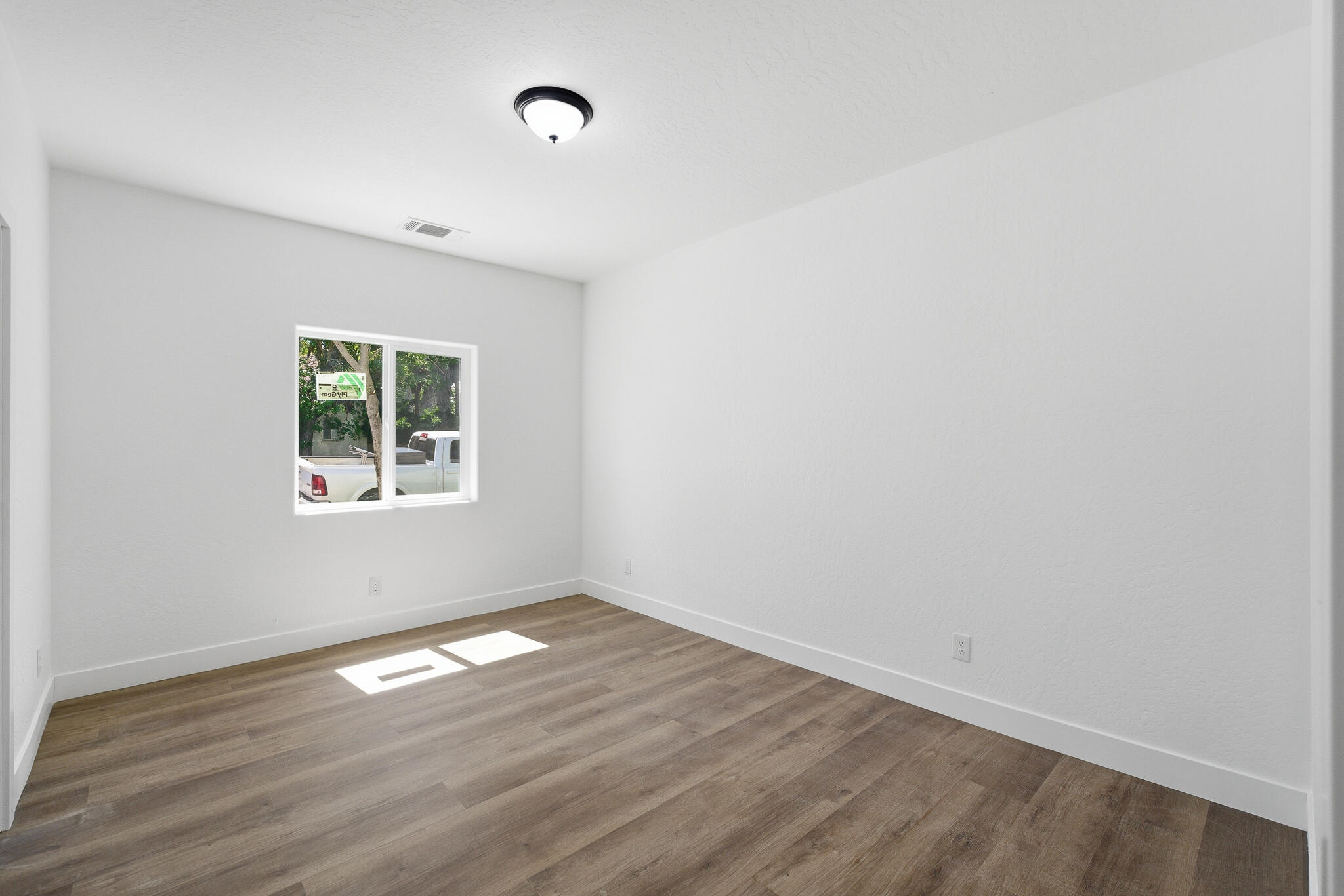 121 Orange Ave, Chowchilla, CA 93610