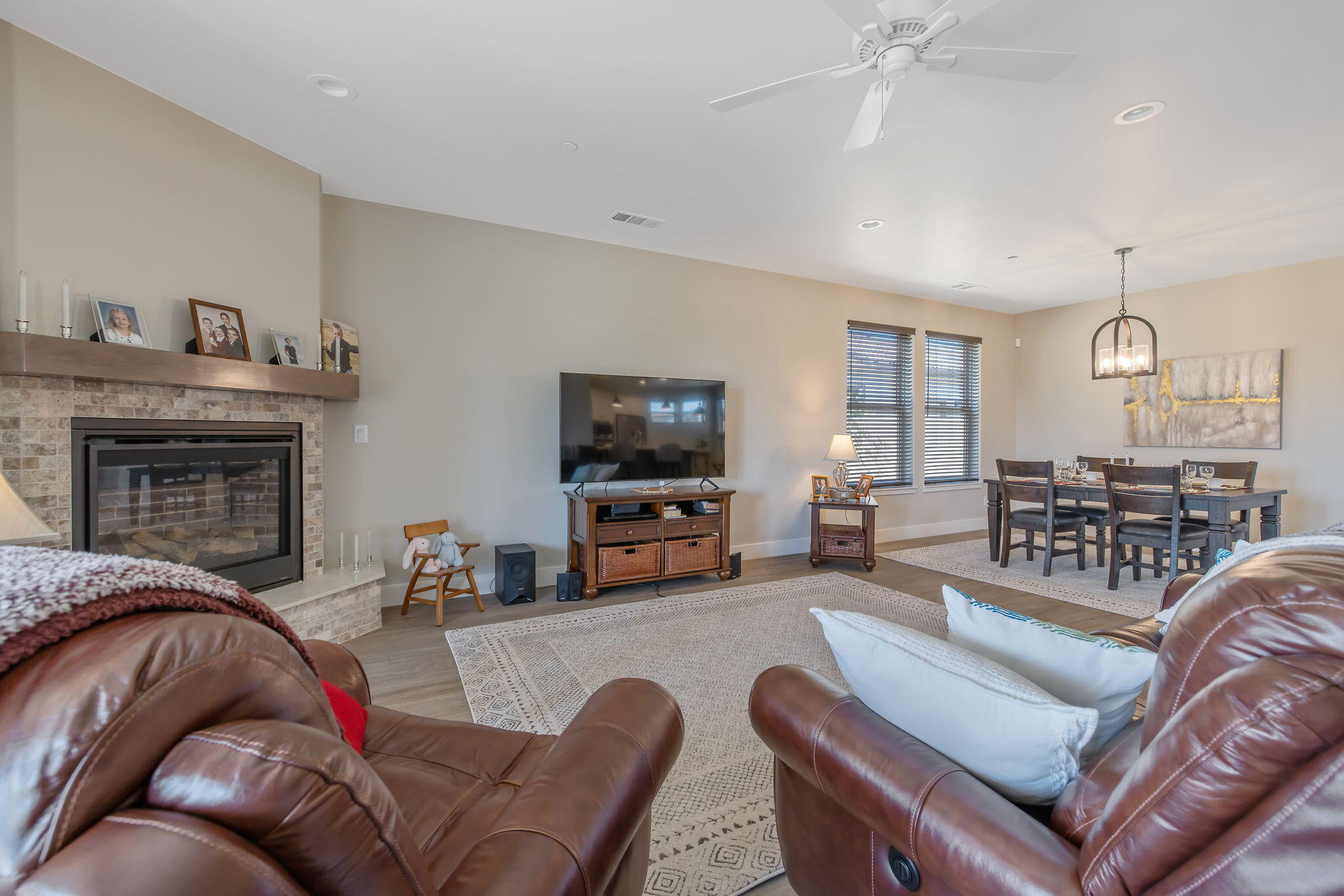 570 Little Ln, Exeter, CA 93221