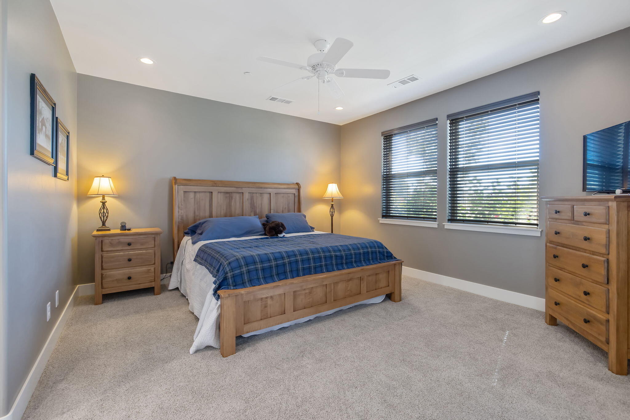 570 Little Ln, Exeter, CA 93221