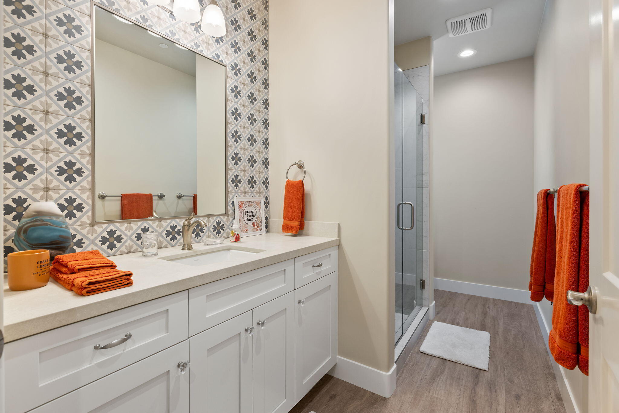 570 Little Ln, Exeter, CA 93221