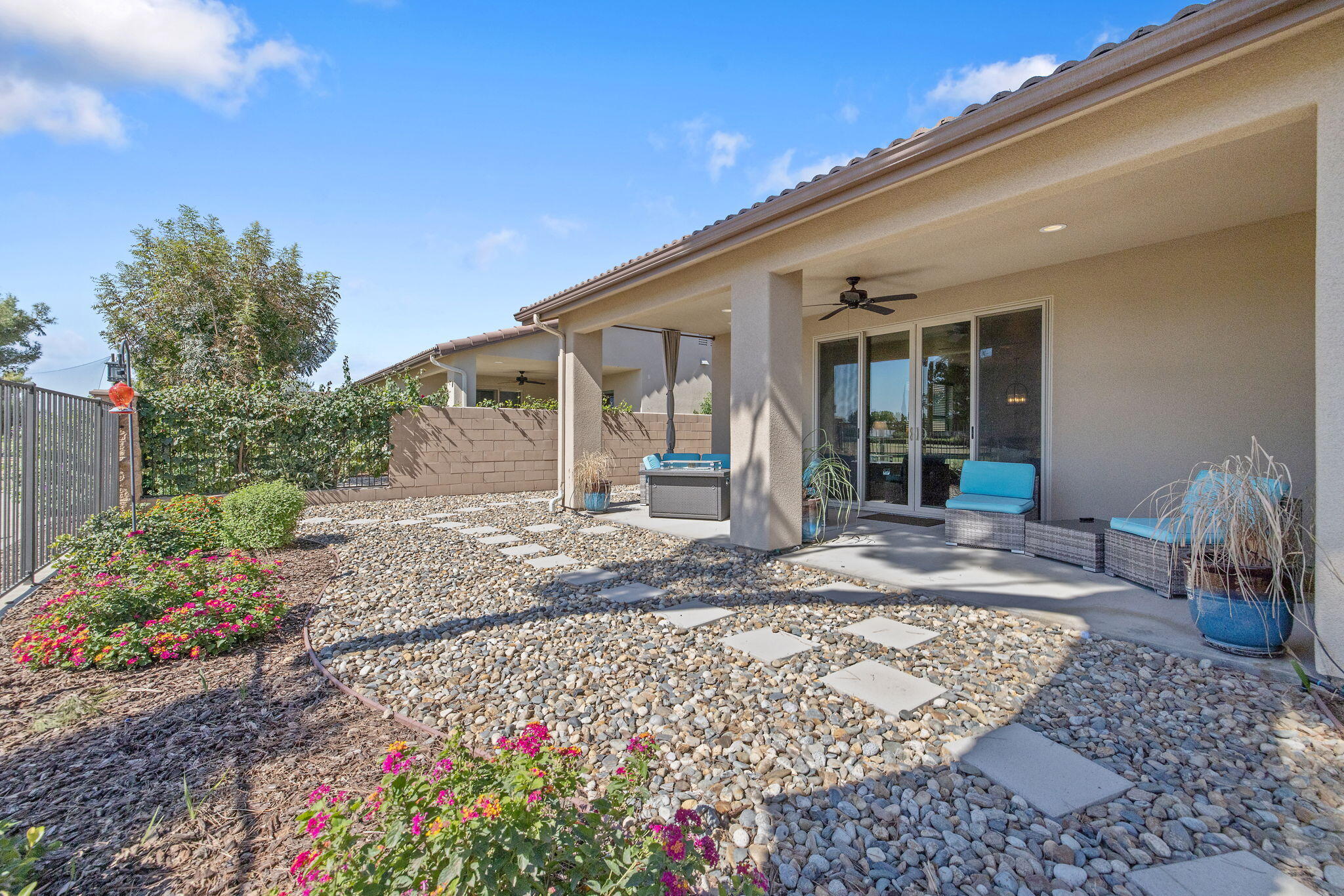 570 Little Ln, Exeter, CA 93221