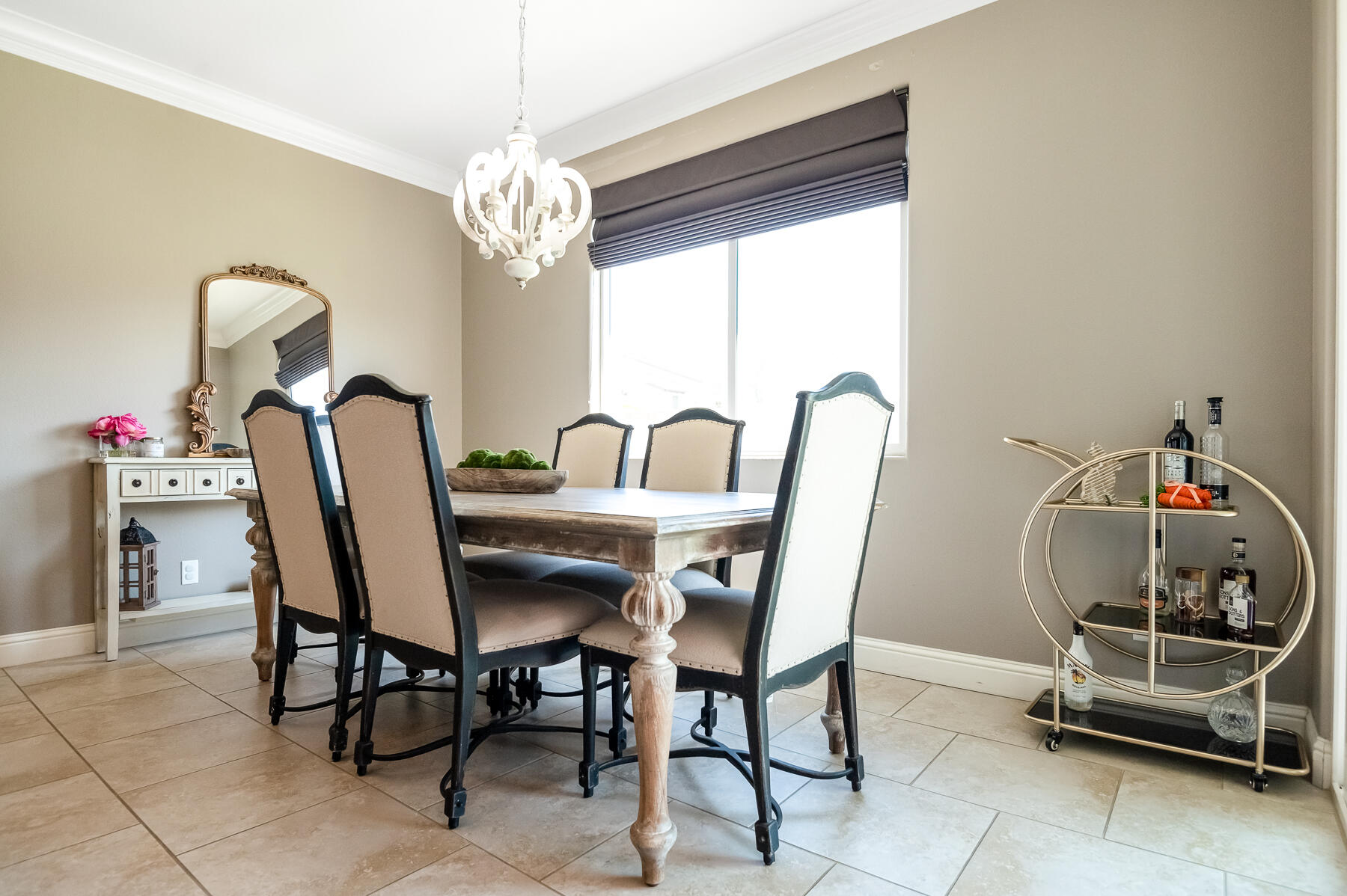 6635 W Vine Ct, Visalia, CA 93291