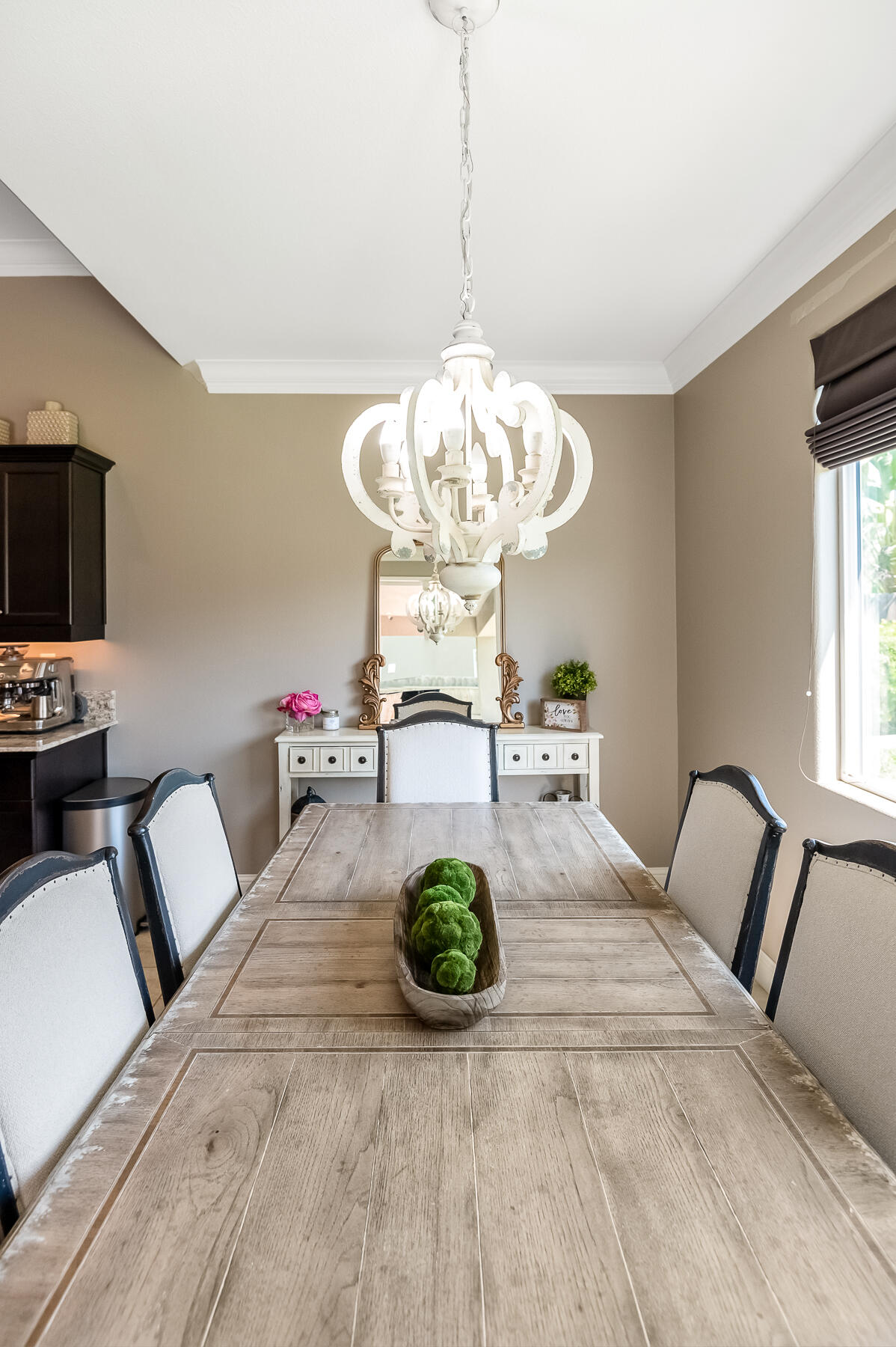 6635 W Vine Ct, Visalia, CA 93291