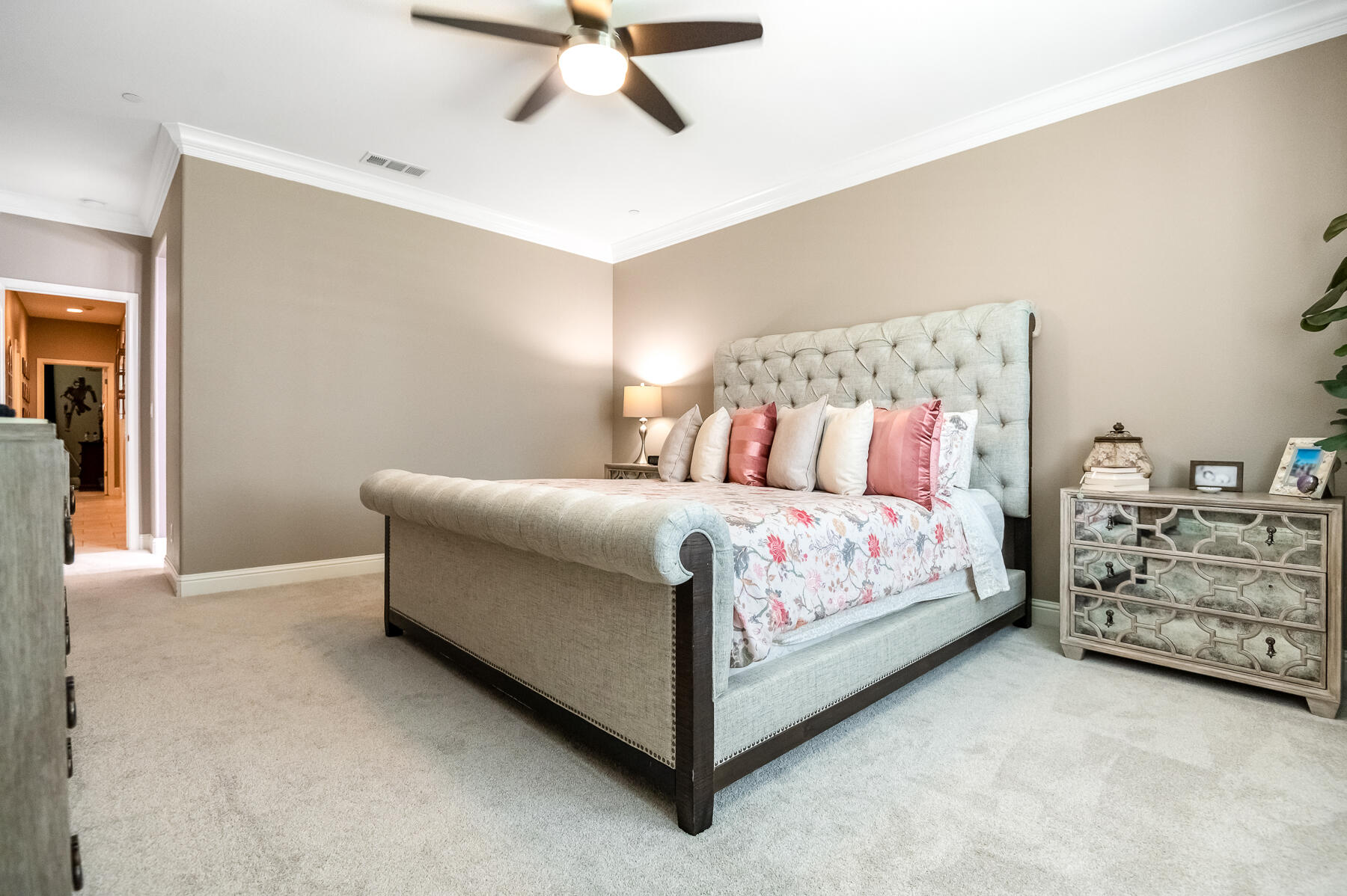 6635 W Vine Ct, Visalia, CA 93291