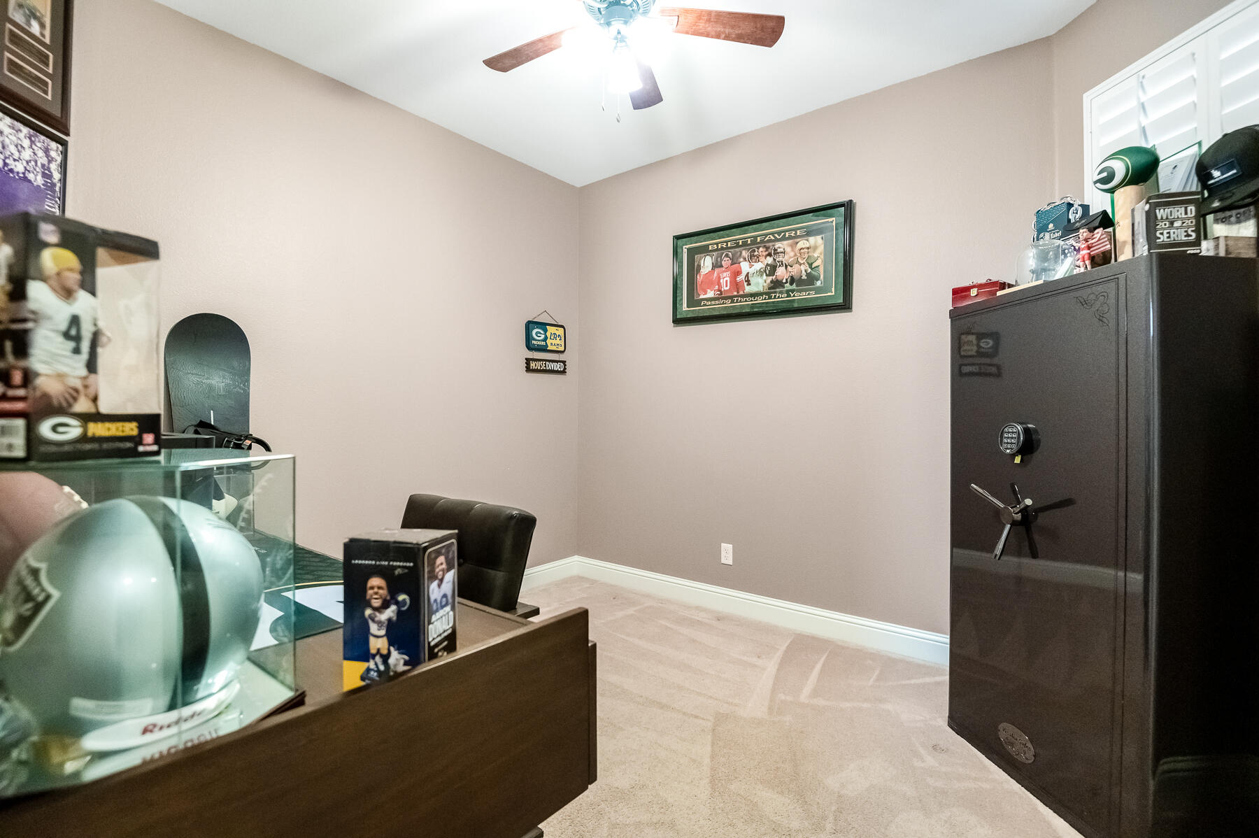 6635 W Vine Ct, Visalia, CA 93291