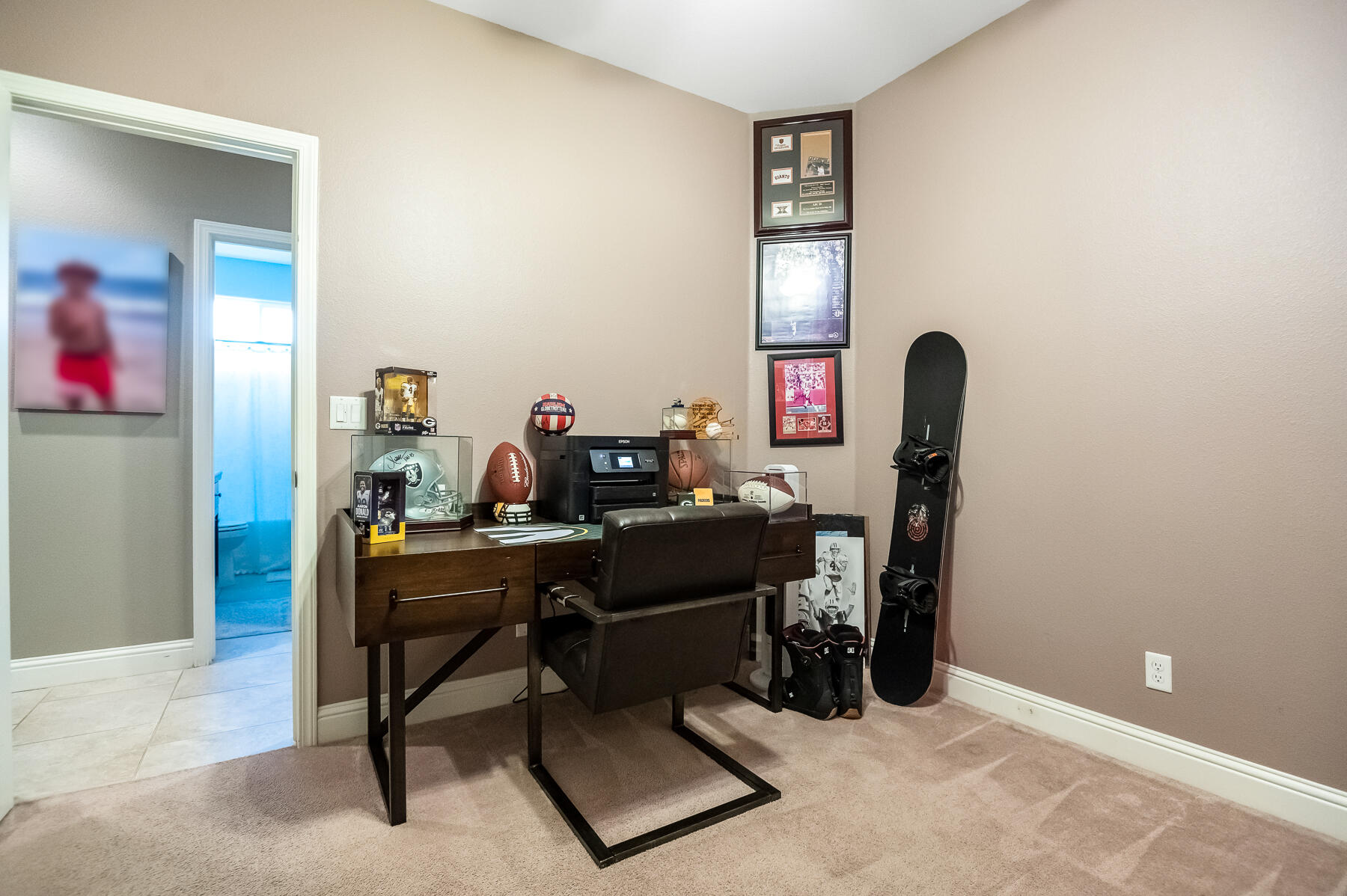 6635 W Vine Ct, Visalia, CA 93291