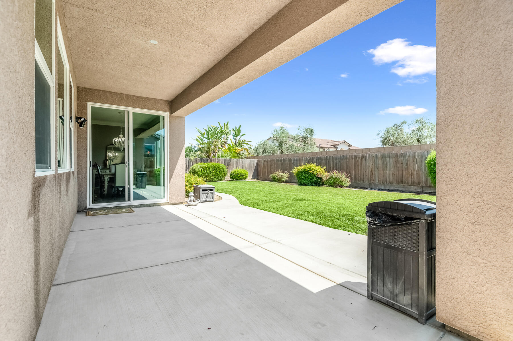 6635 W Vine Ct, Visalia, CA 93291