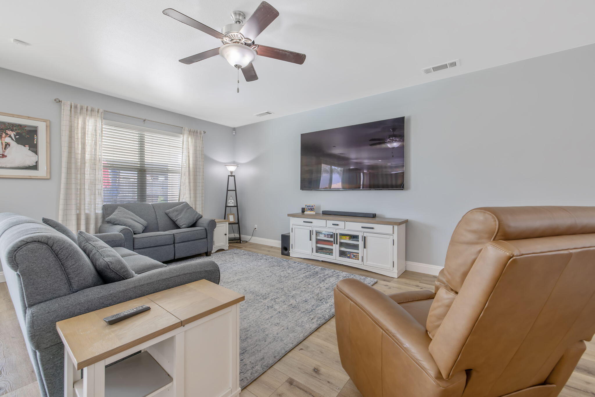 680 Inverness St, Tulare, CA 93274