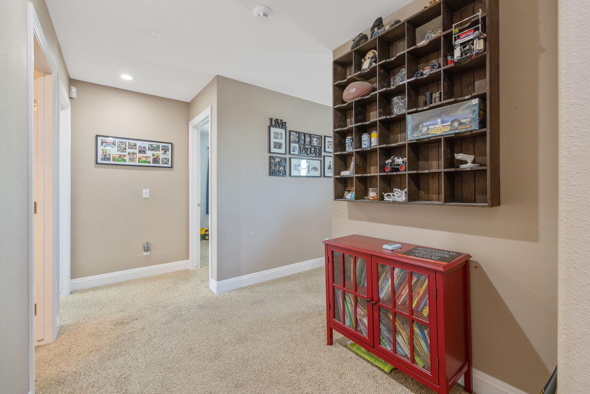 680 Inverness St, Tulare, CA 93274
