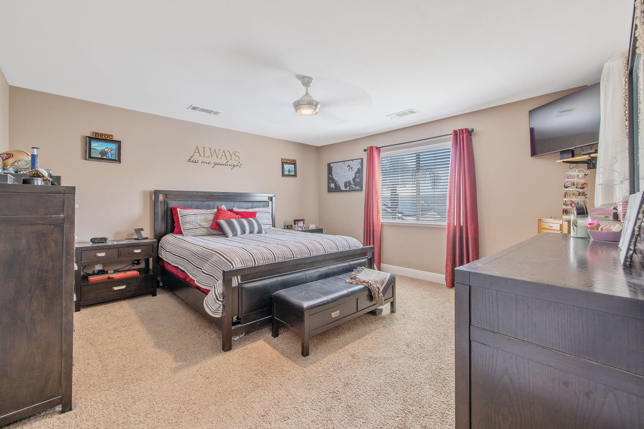 680 Inverness St, Tulare, CA 93274