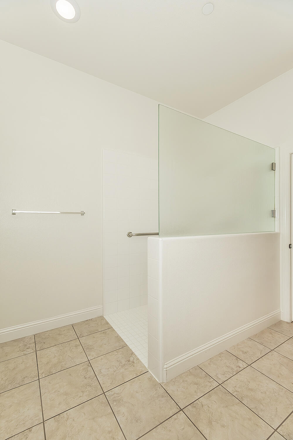 2047 S Church Ave, Reedley, CA 93654