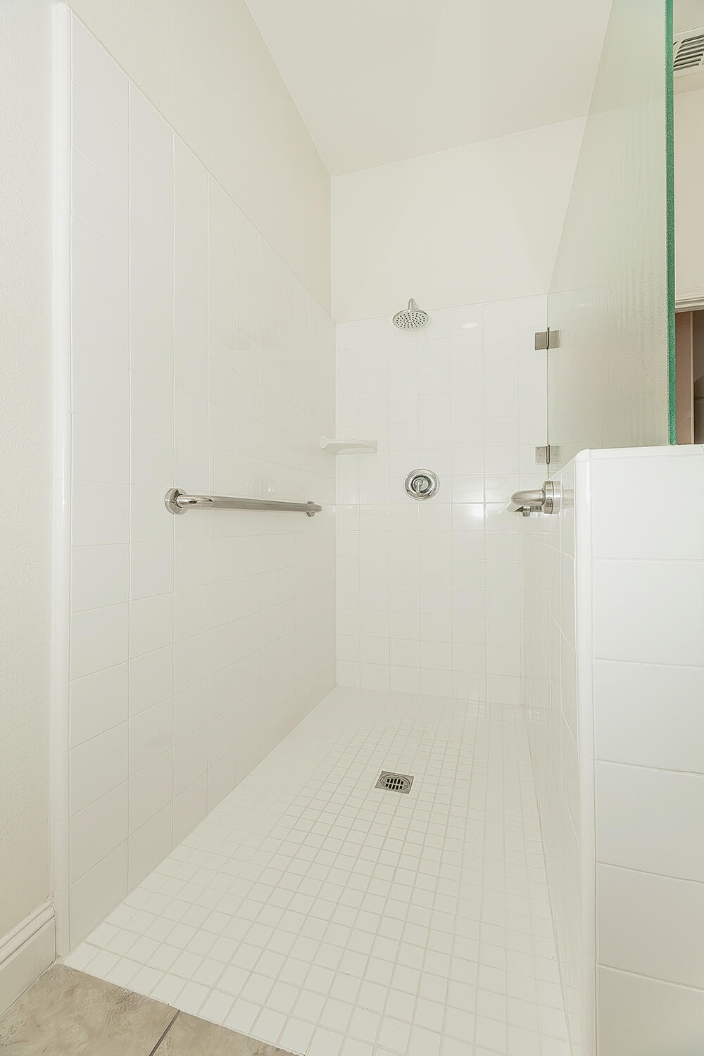 2047 S Church Ave, Reedley, CA 93654