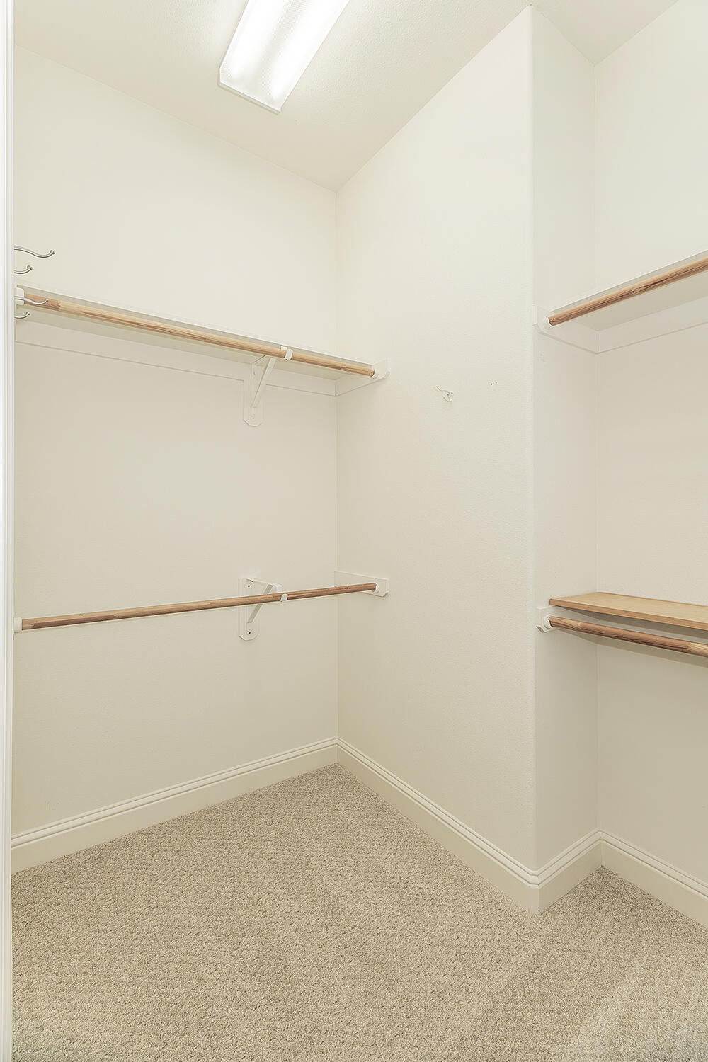 2047 S Church Ave, Reedley, CA 93654