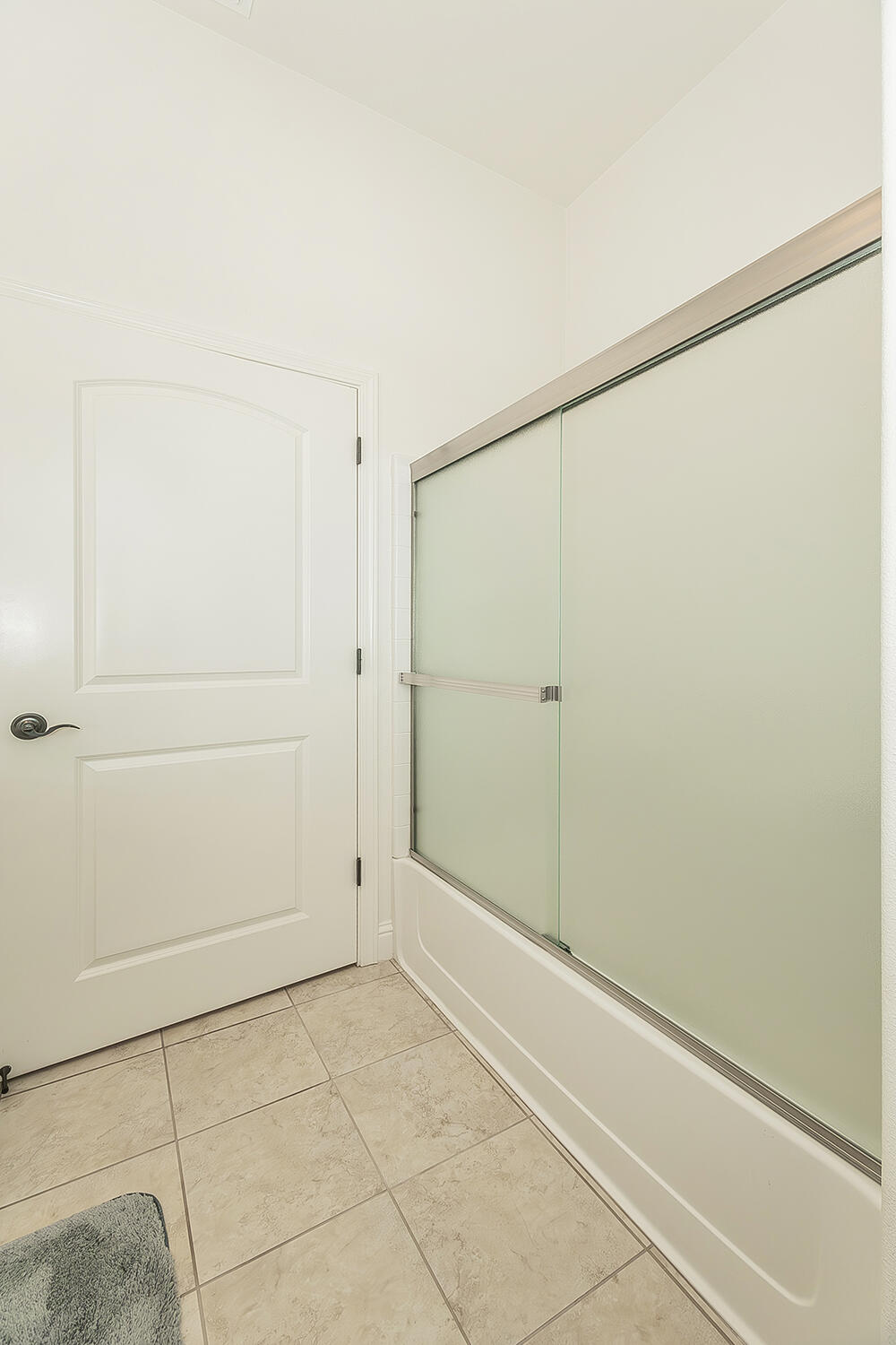 2047 S Church Ave, Reedley, CA 93654