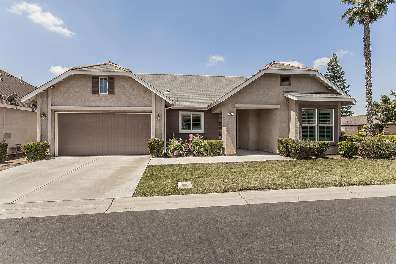 2047 S Church Ave, Reedley, CA 93654