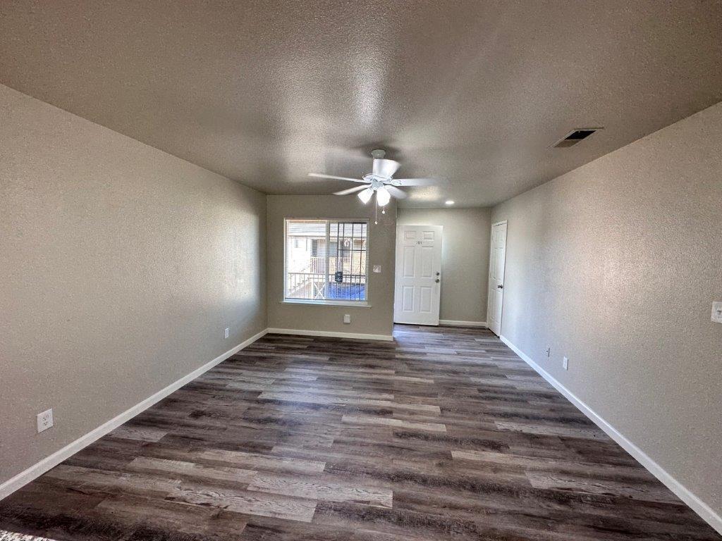 1361 N Archie Ave #101, Fresno, CA 93703