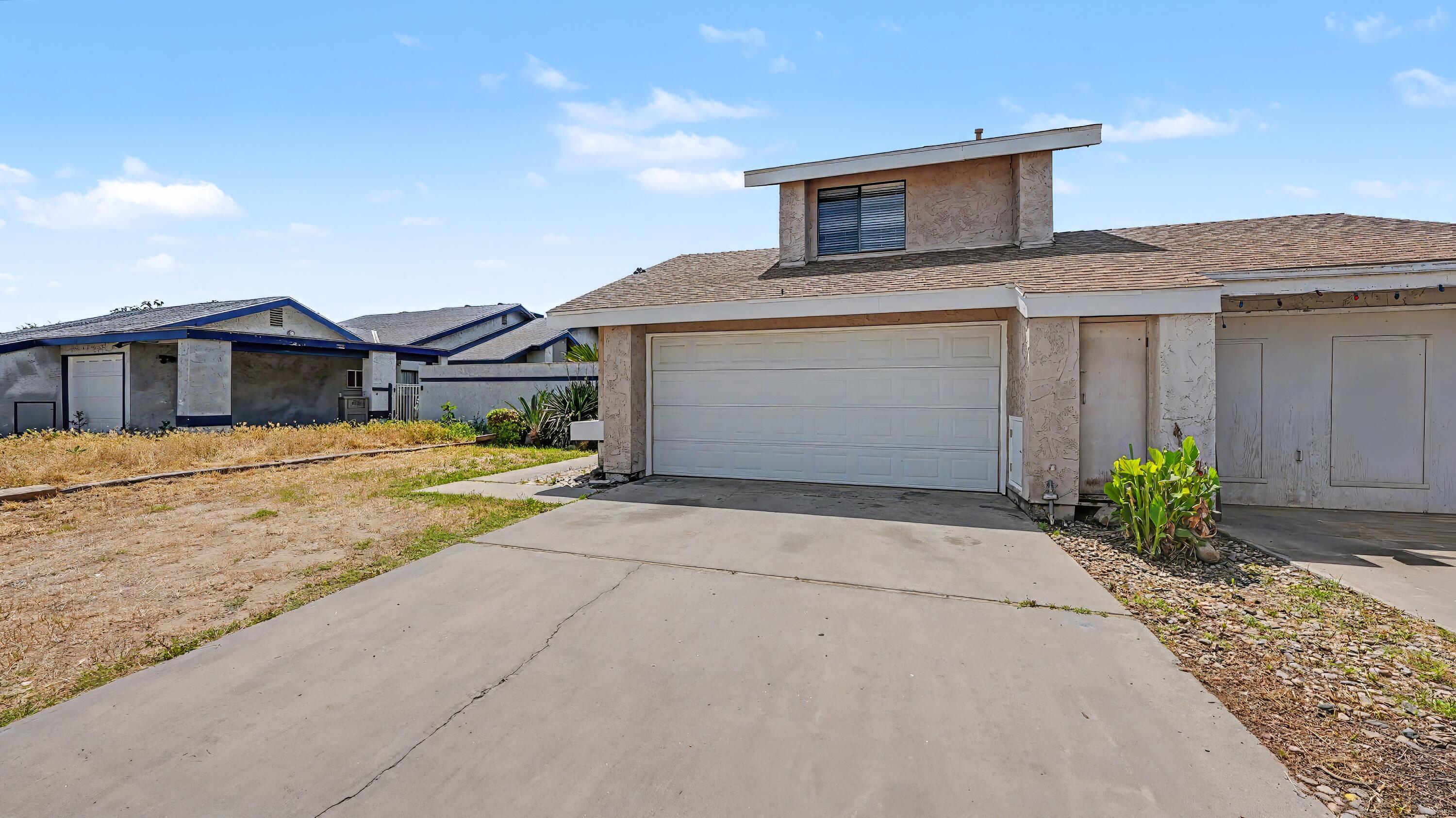 807 E Harold Ave, Visalia, CA 93292