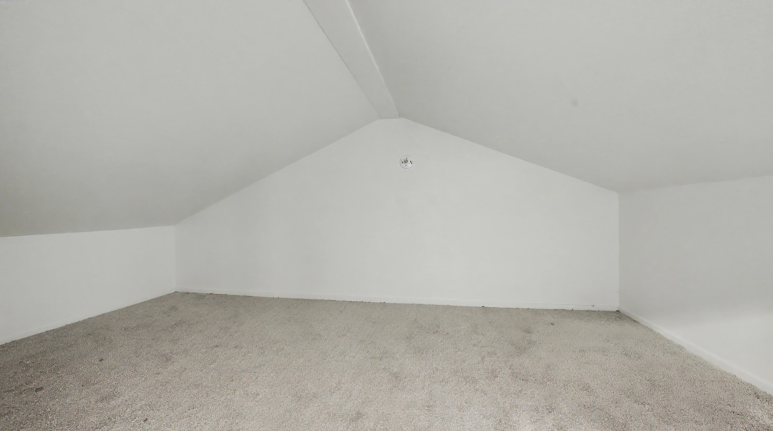 807 E Harold Ave, Visalia, CA 93292