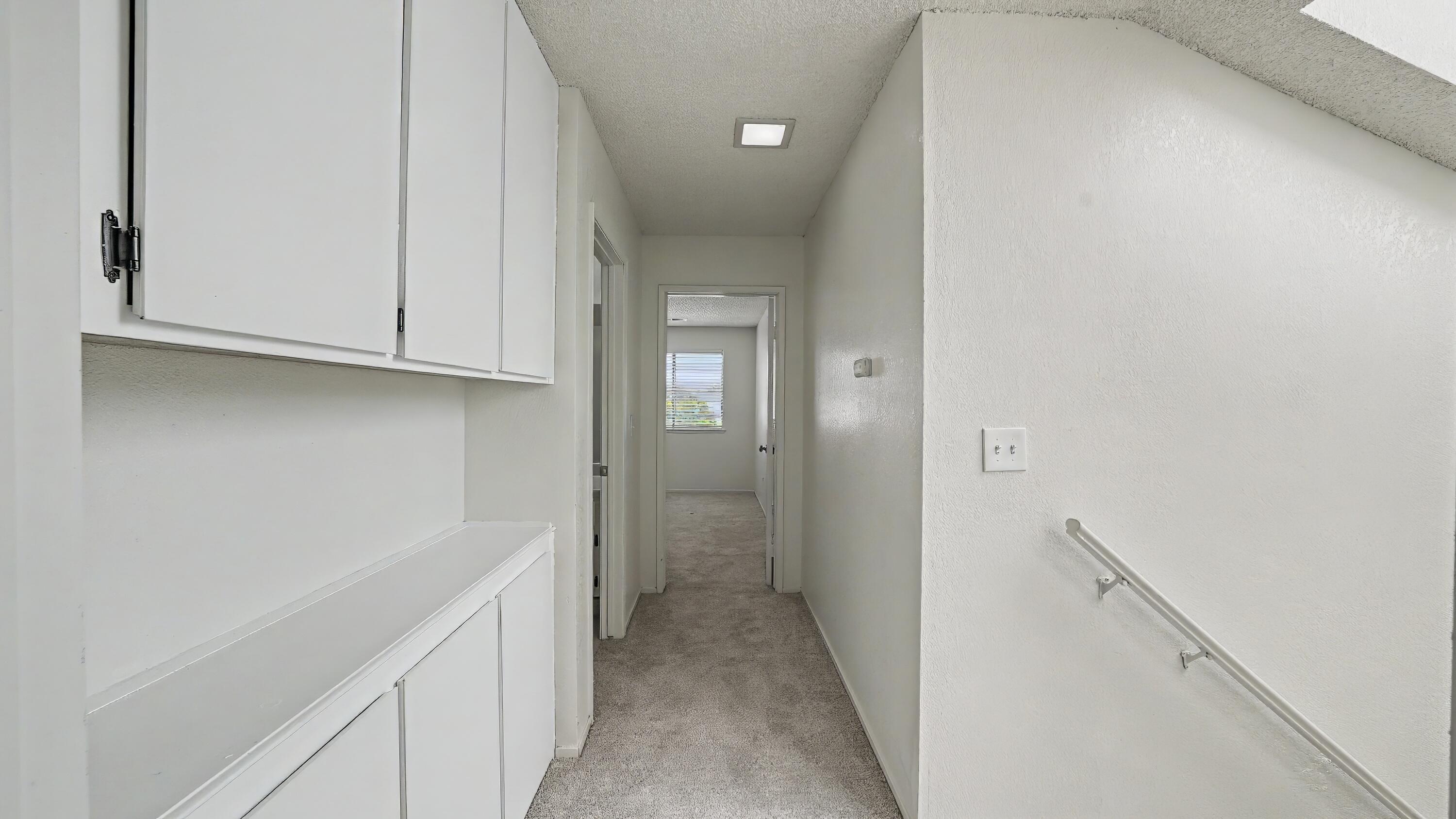 807 E Harold Ave, Visalia, CA 93292