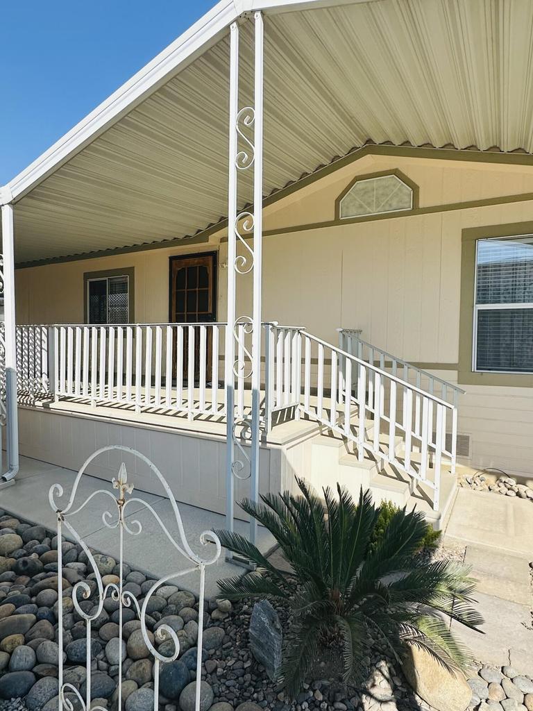 100 S Westwood St #97, Porterville, CA 93257