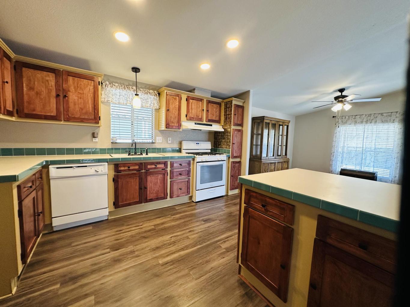 100 S Westwood St #97, Porterville, CA 93257