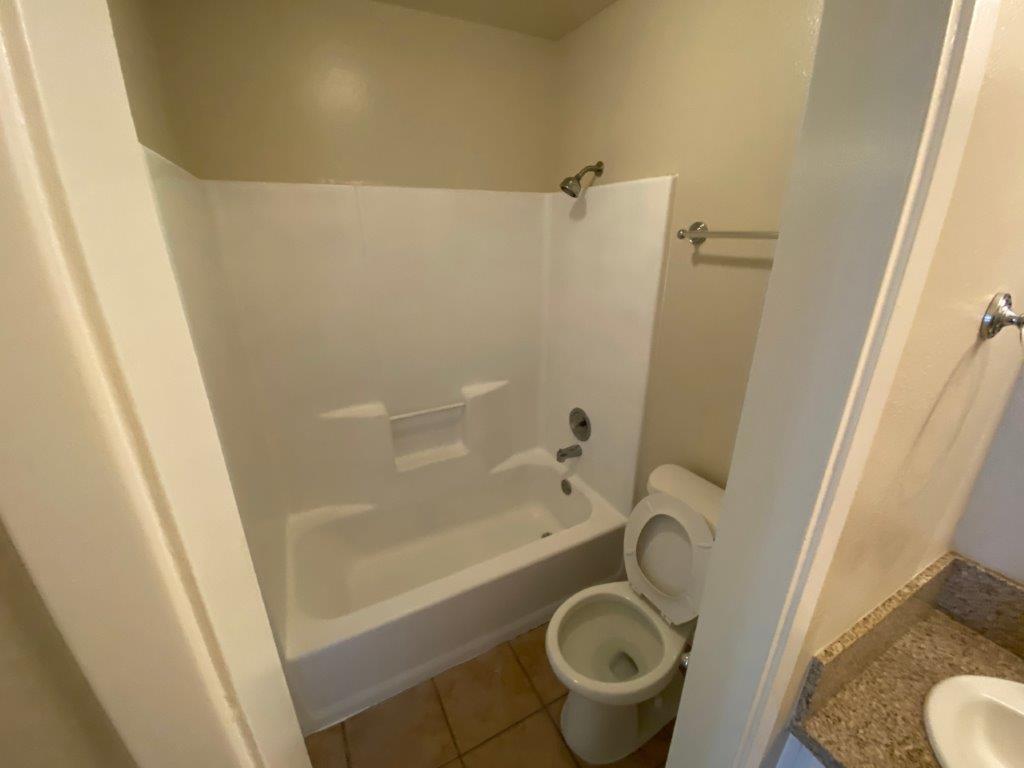 366 E El Paso Ave #101, Fresno, CA 93720