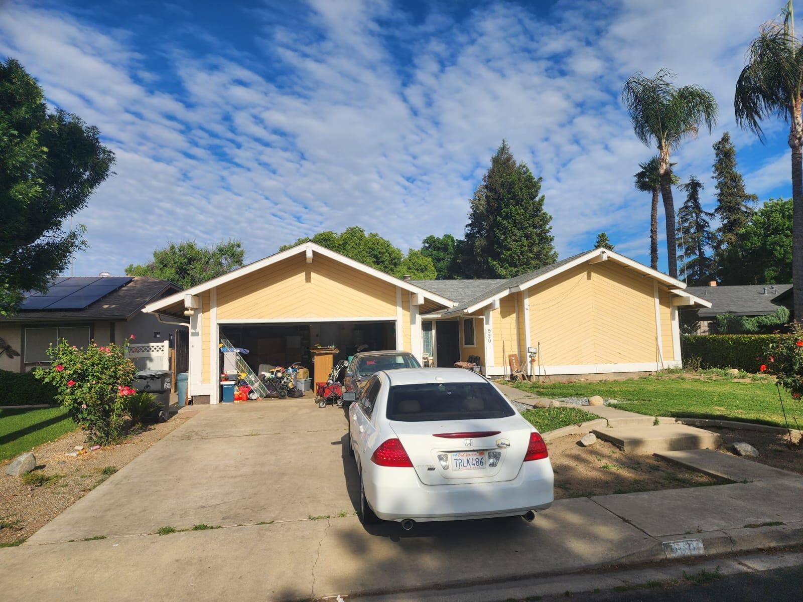 920 S Julieann St, Visalia, CA 93277