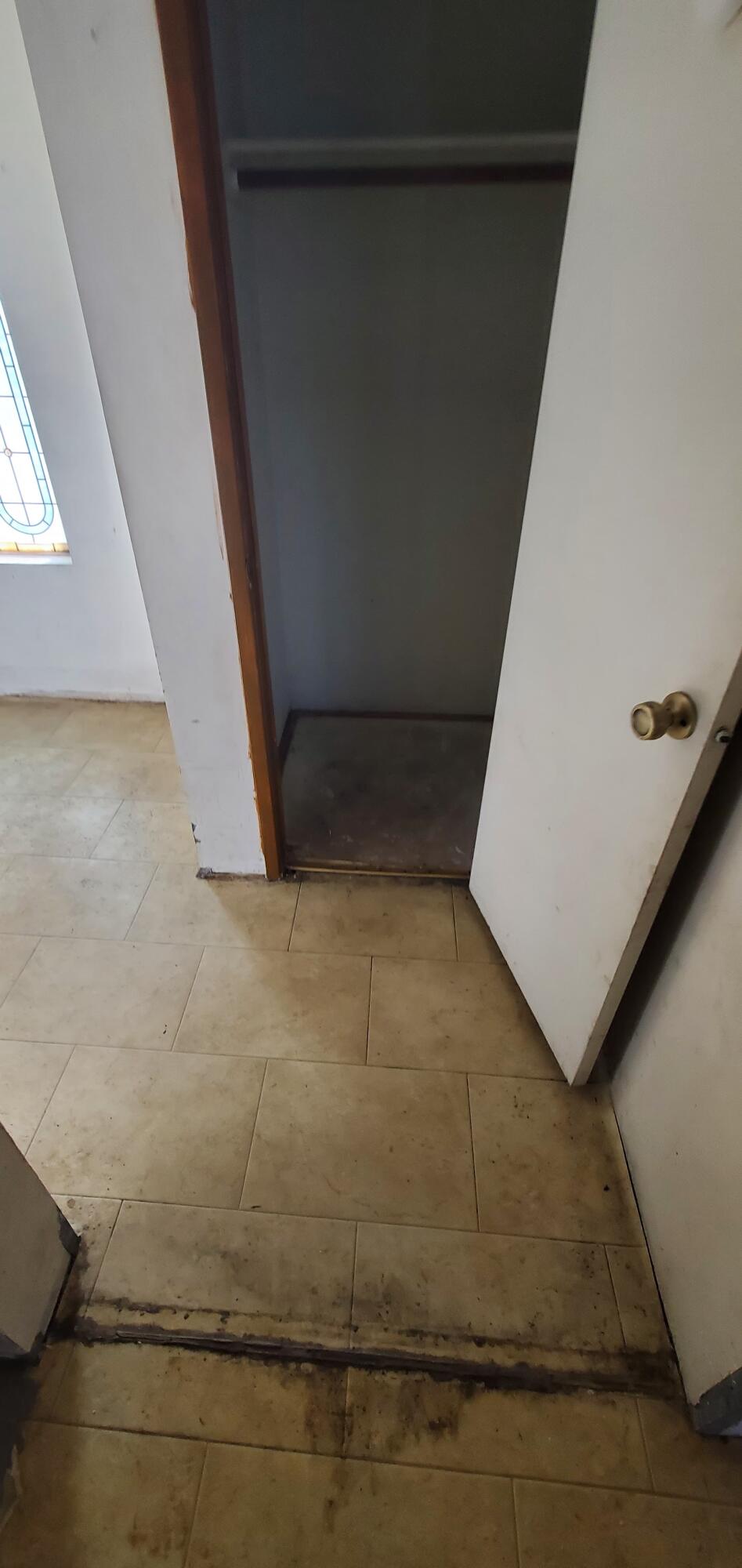 920 S Julieann St, Visalia, CA 93277