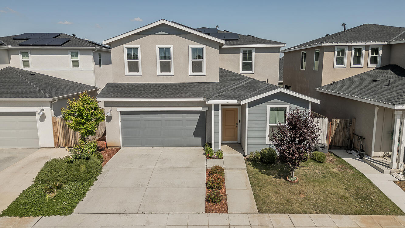 2844 N Vahe Ave, Fresno, CA 93737