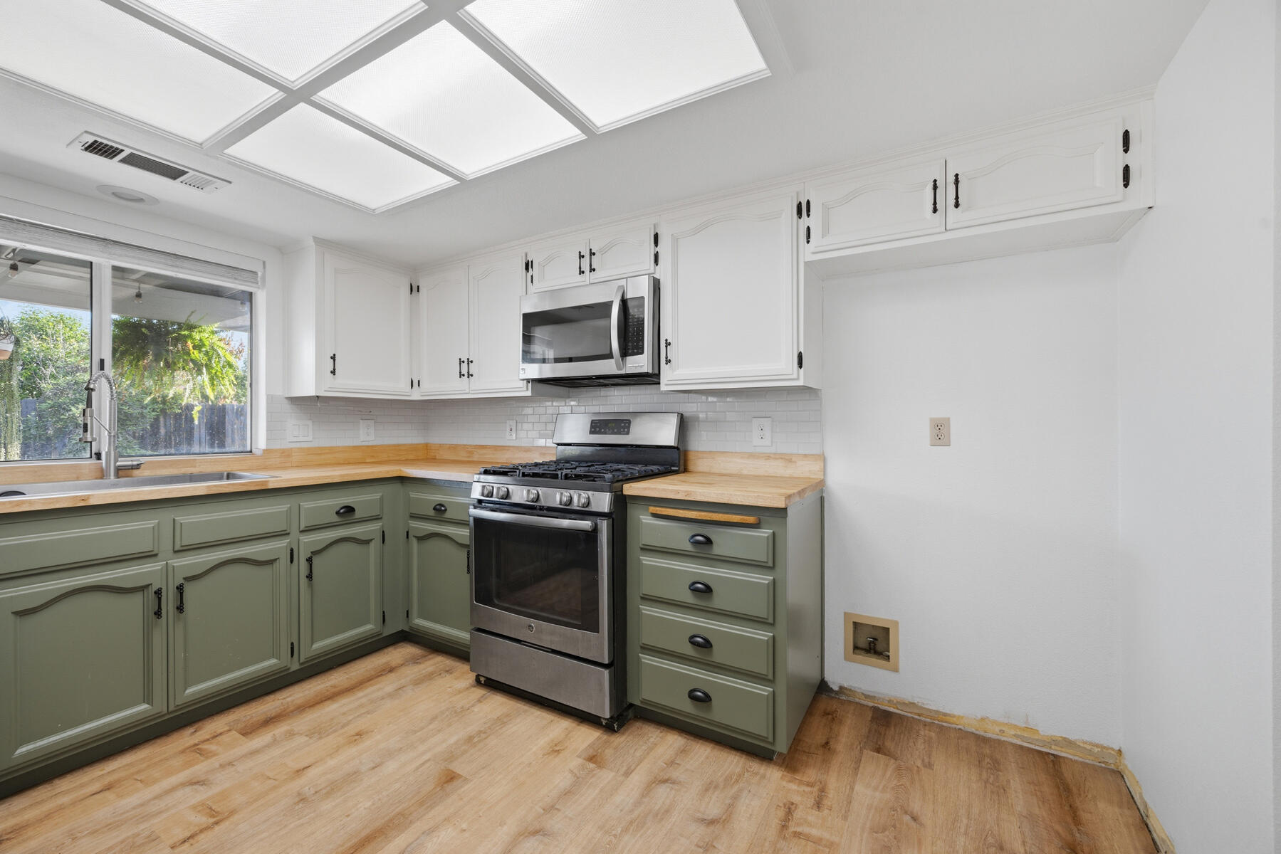 4324 W Orchard Ave, Visalia, CA 93277