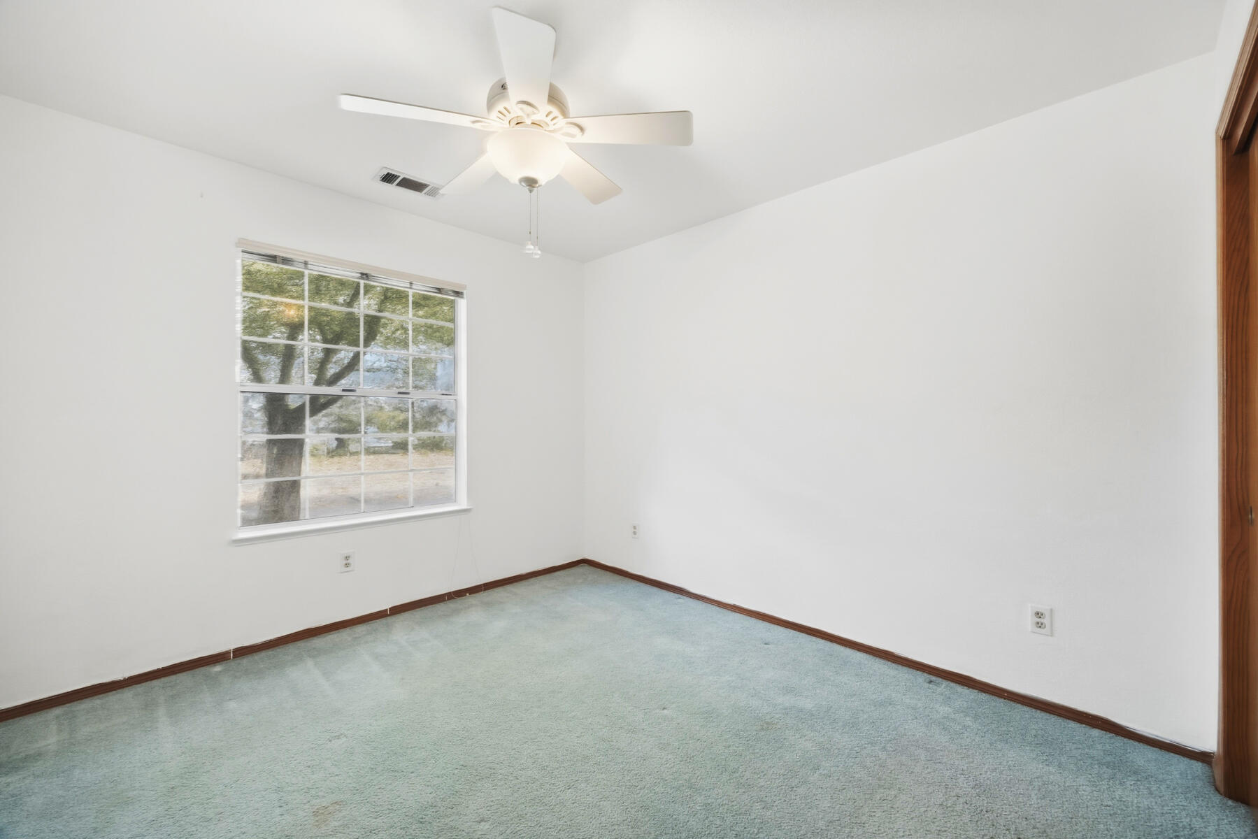 4324 W Orchard Ave, Visalia, CA 93277