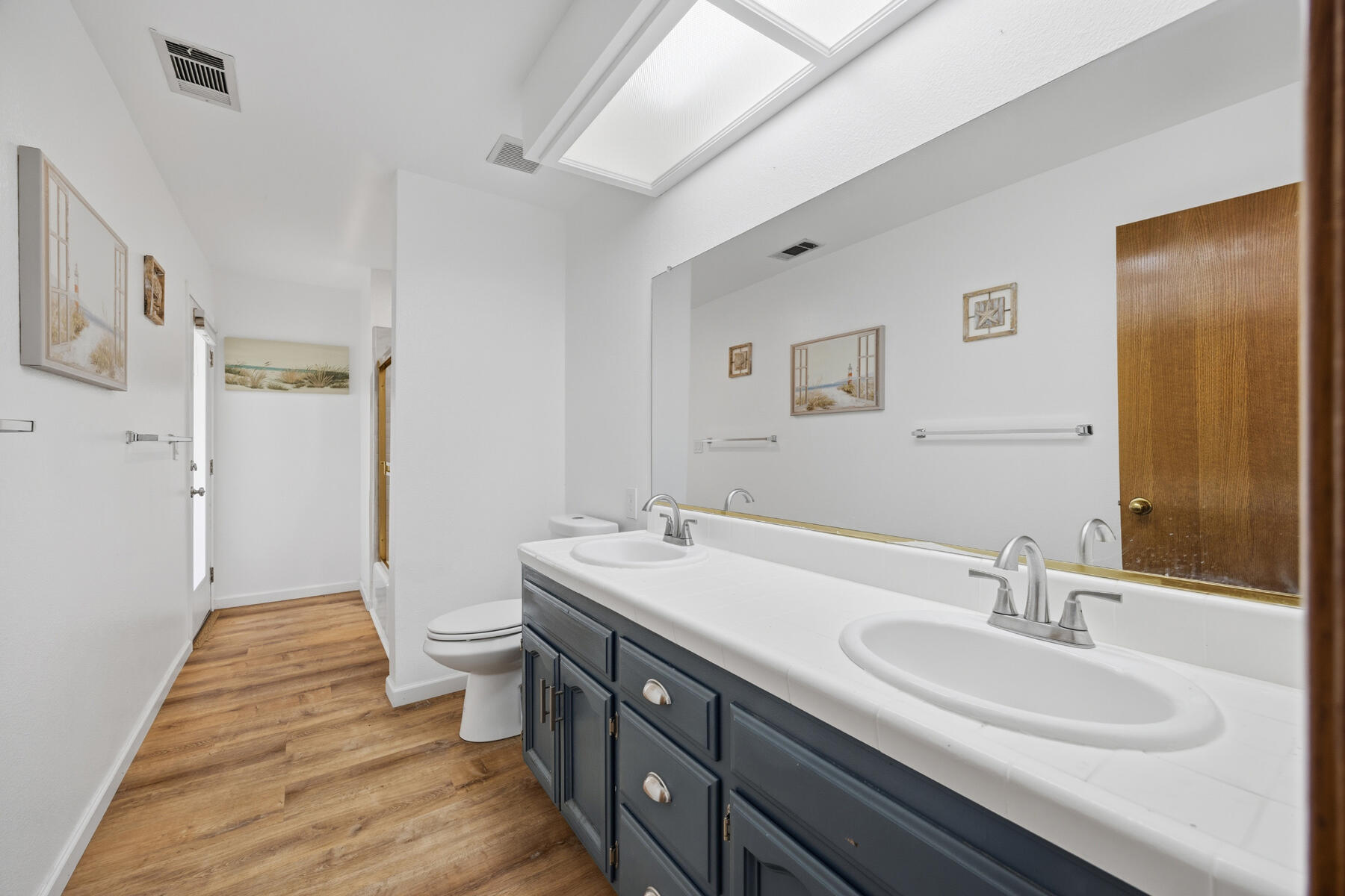 4324 W Orchard Ave, Visalia, CA 93277