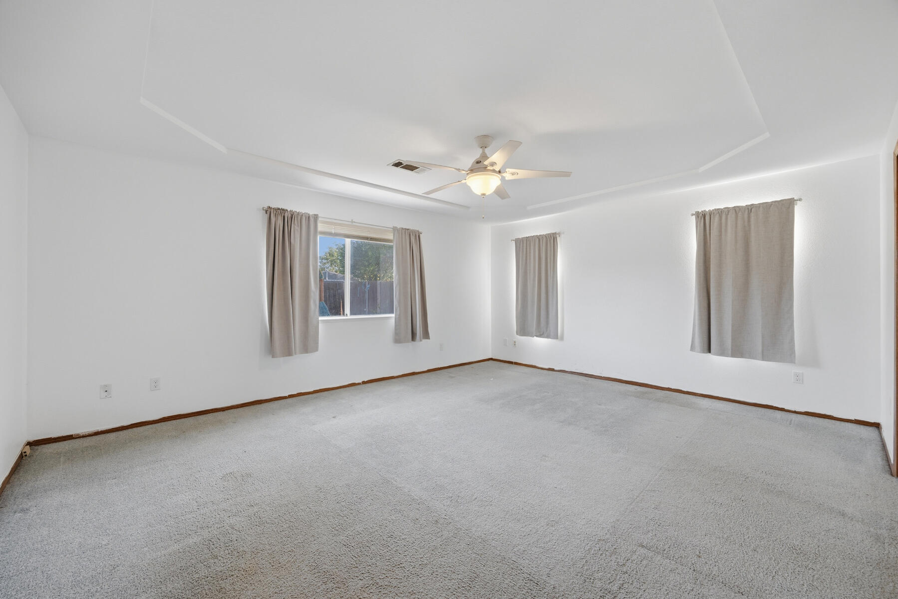 4324 W Orchard Ave, Visalia, CA 93277