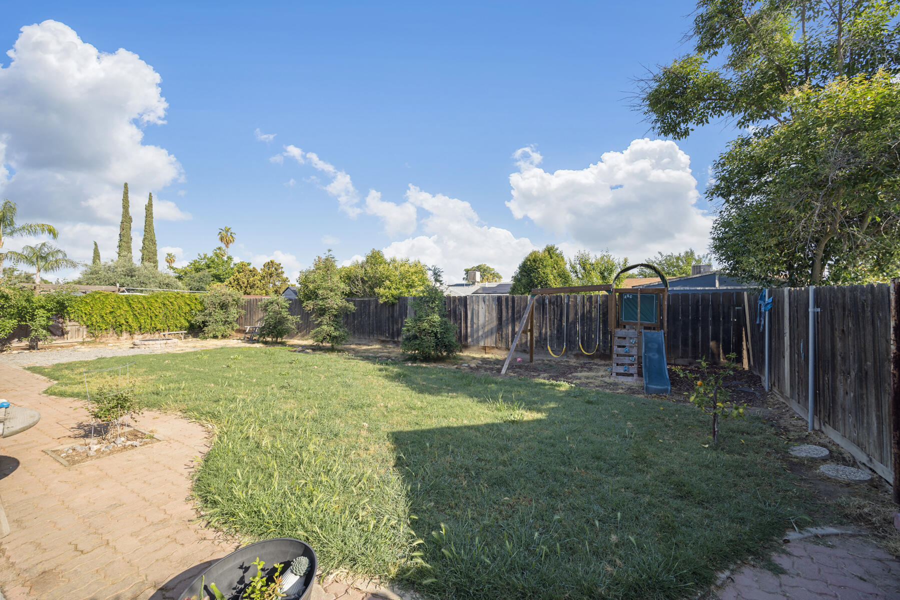 4324 W Orchard Ave, Visalia, CA 93277