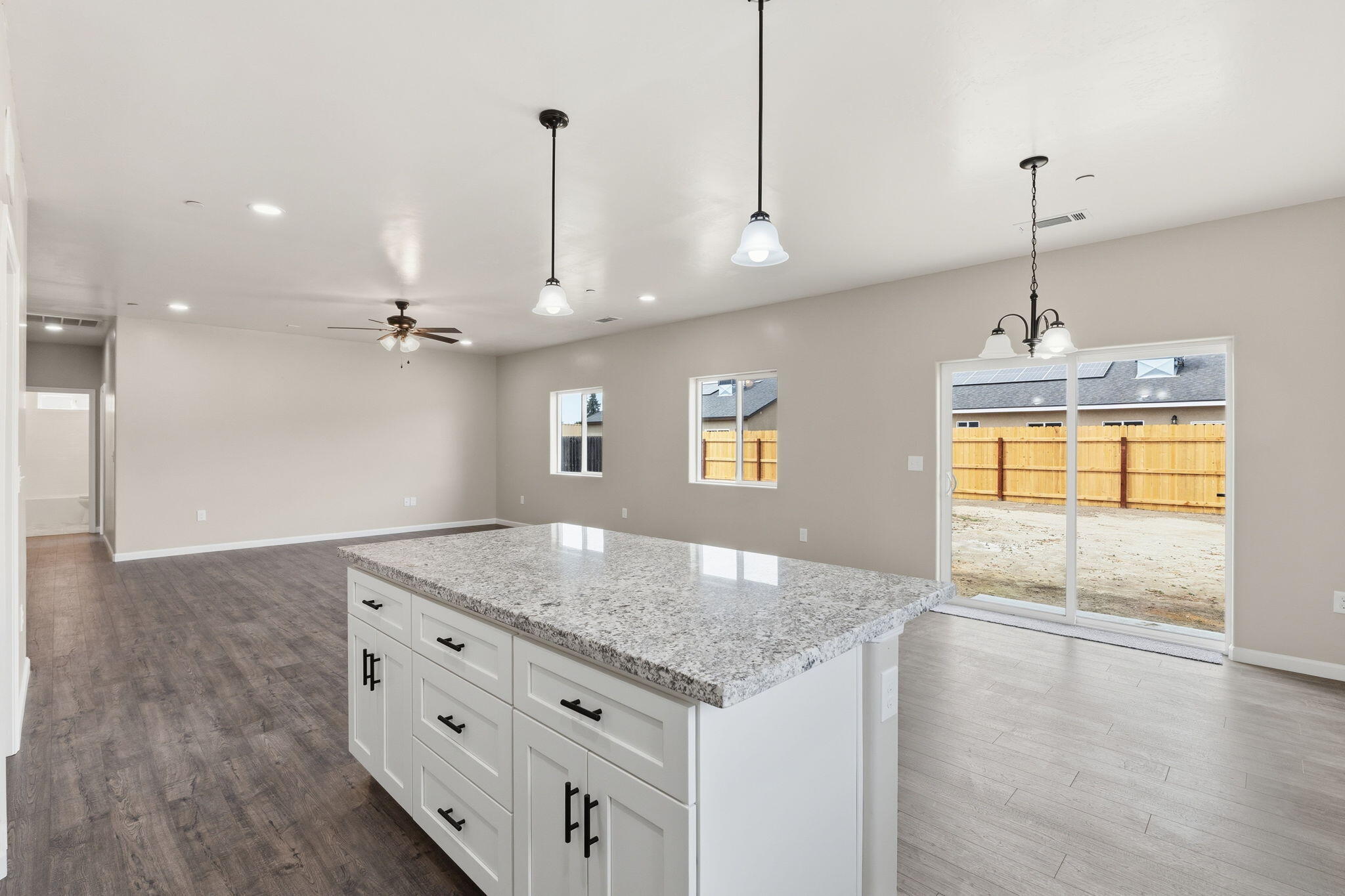 3446 E Grove Ave, Visalia, CA 93292