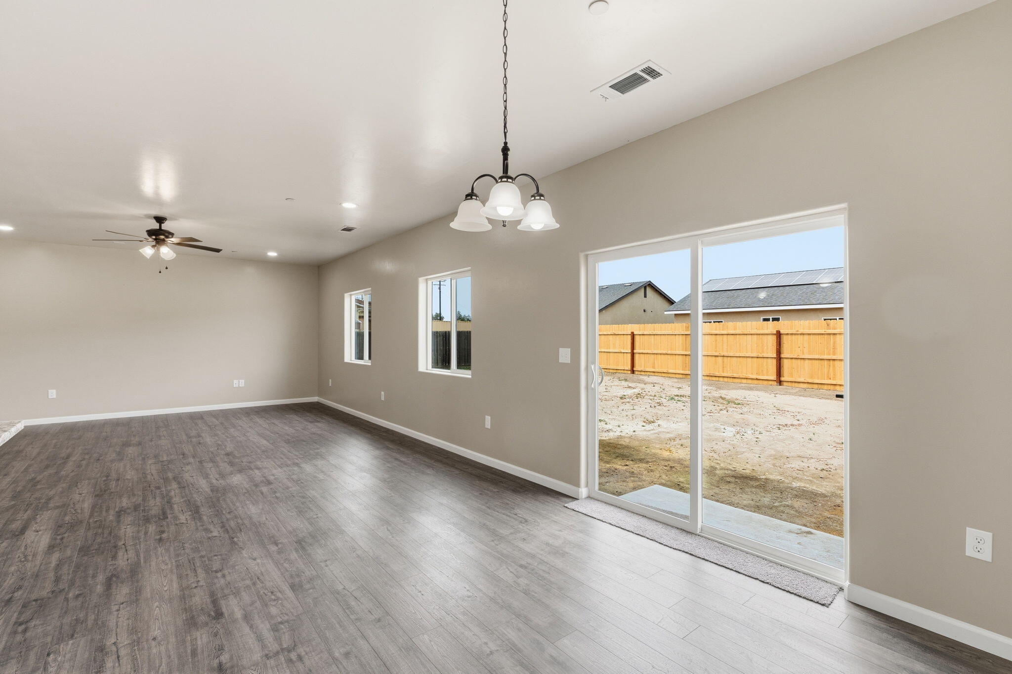 3446 E Grove Ave, Visalia, CA 93292