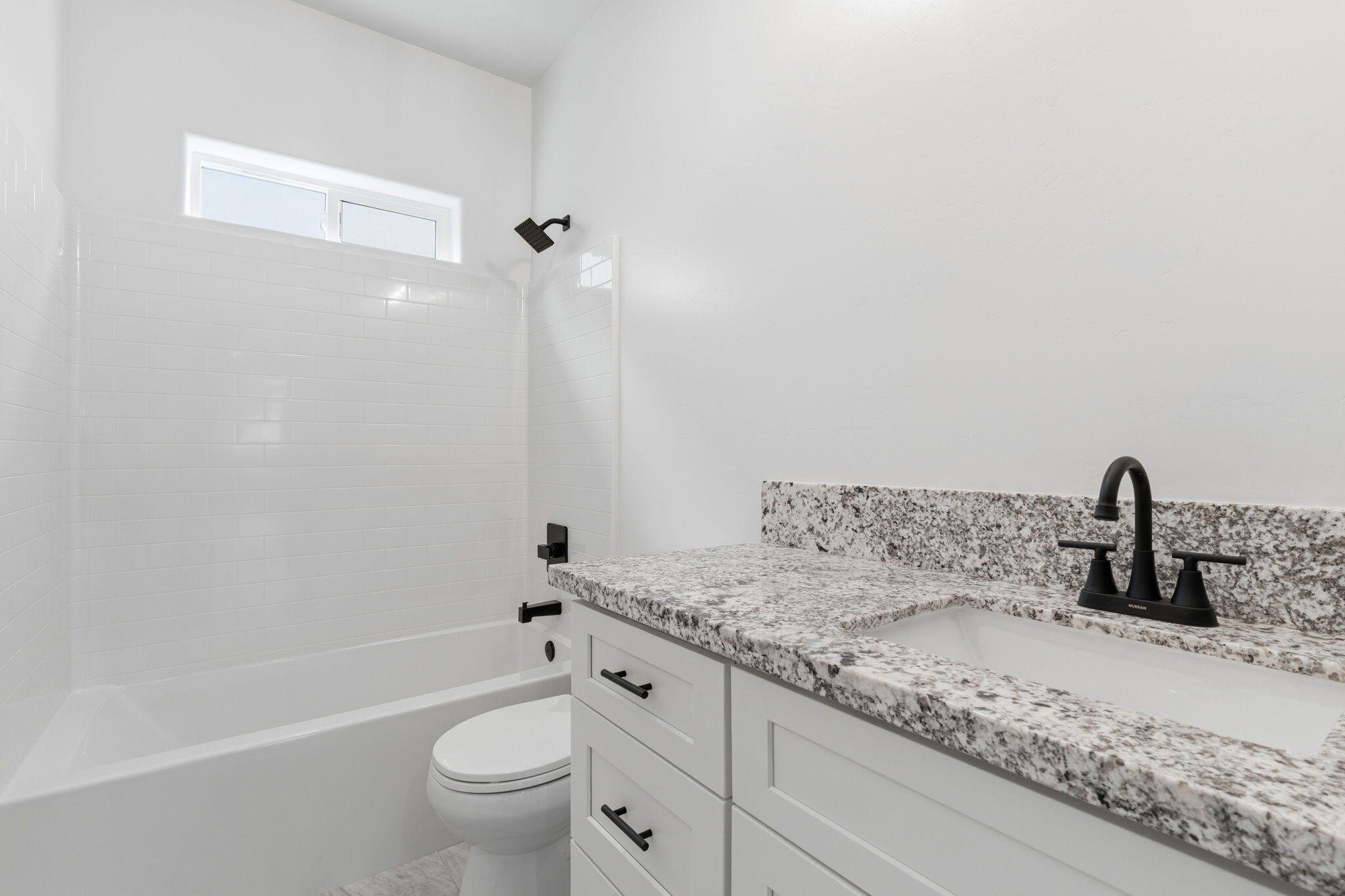 3446 E Grove Ave, Visalia, CA 93292