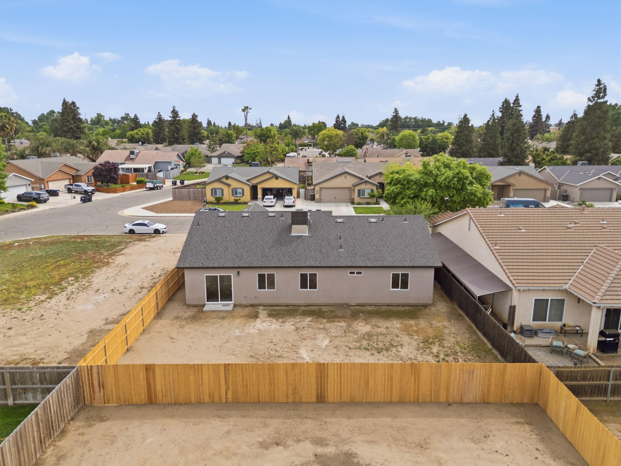 3446 E Grove Ave, Visalia, CA 93292