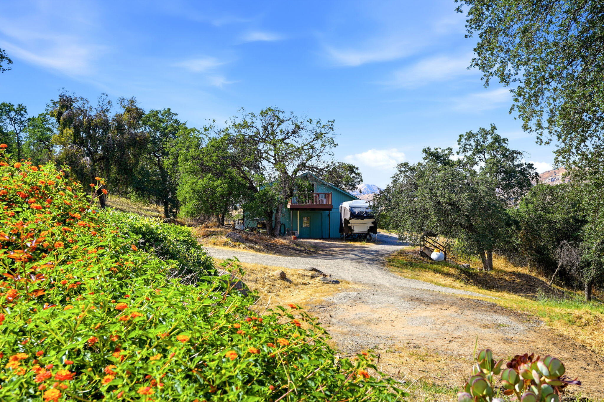 33435 Globe Dr, Springville, CA 93265