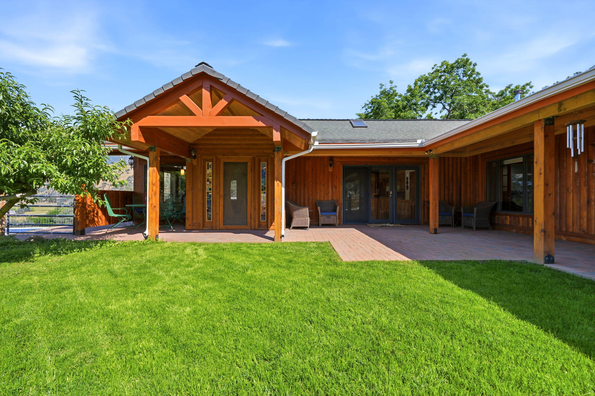 33435 Globe Dr, Springville, CA 93265